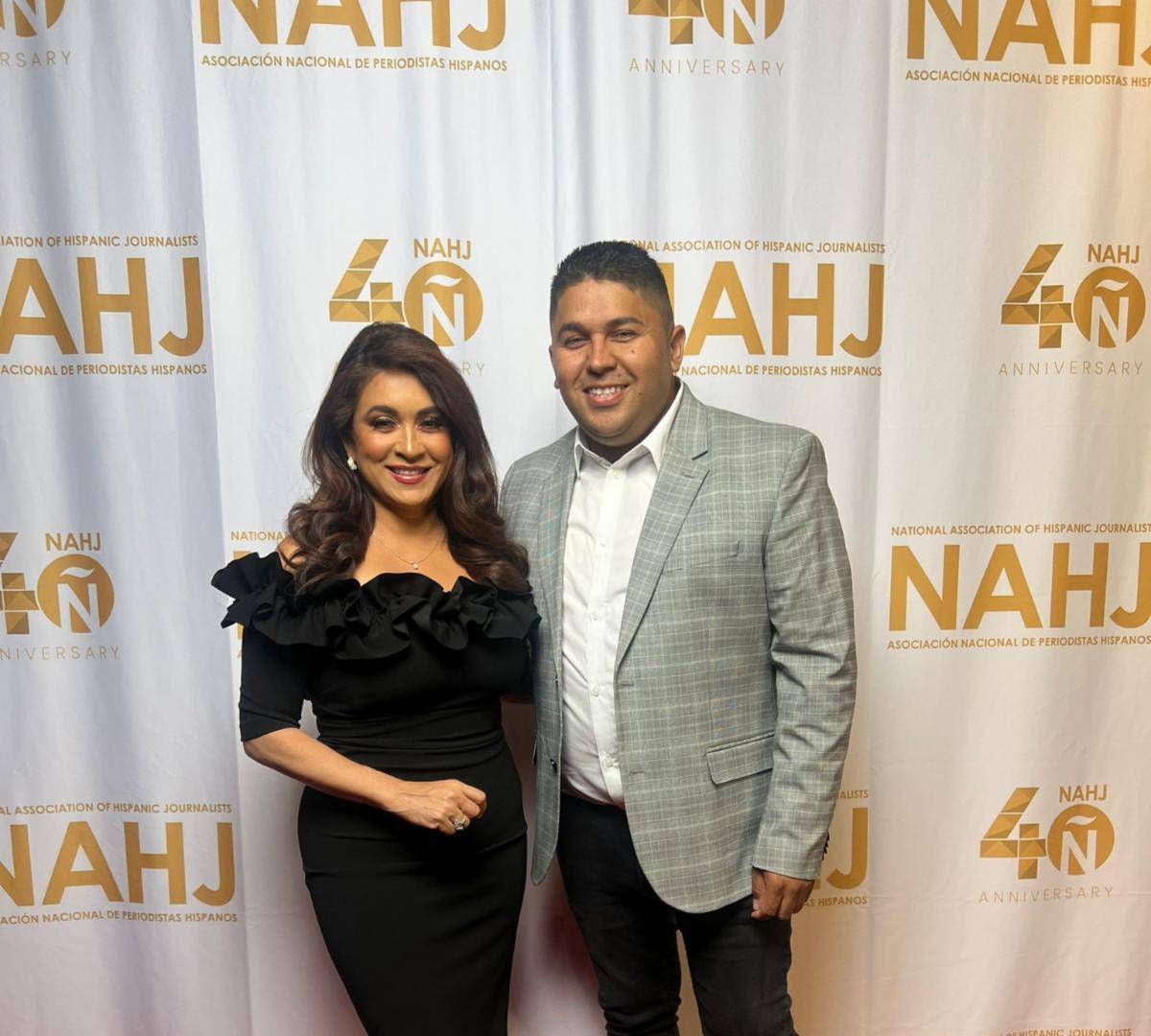 $!Periodistas hondureños, Dunia Elvir y Martín Ortiz.