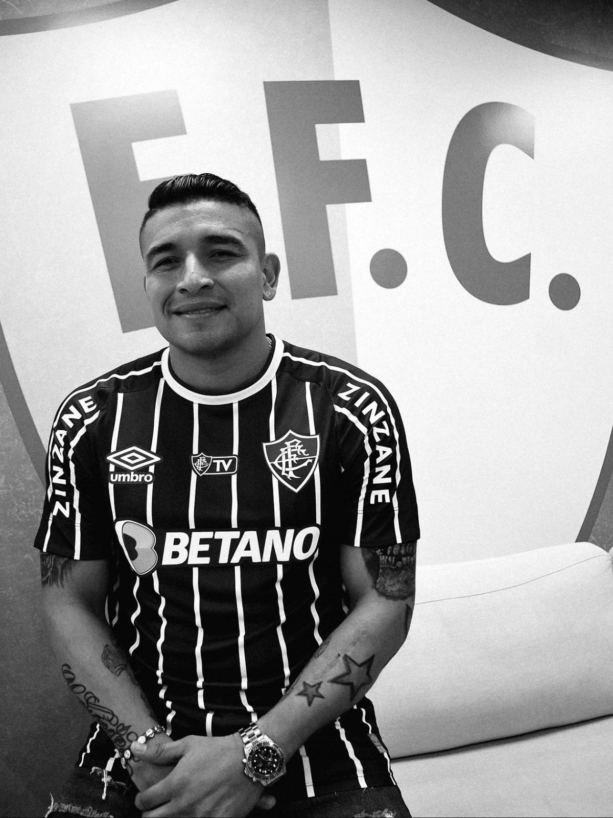 Conmoción: matan a futbolista del Barcelona SC y a su esposa en ataque armado