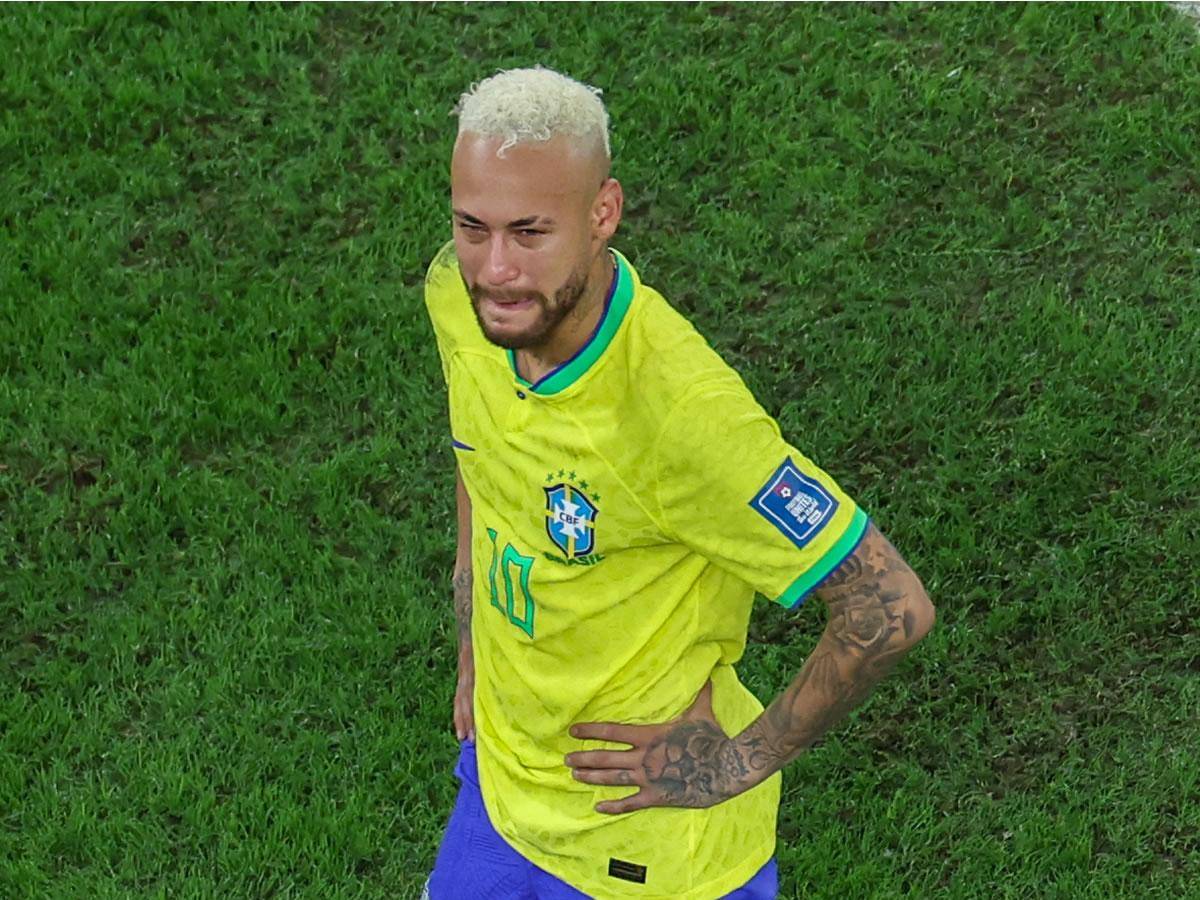 Neymar rompió a llorar por la eliminación de Brasil.