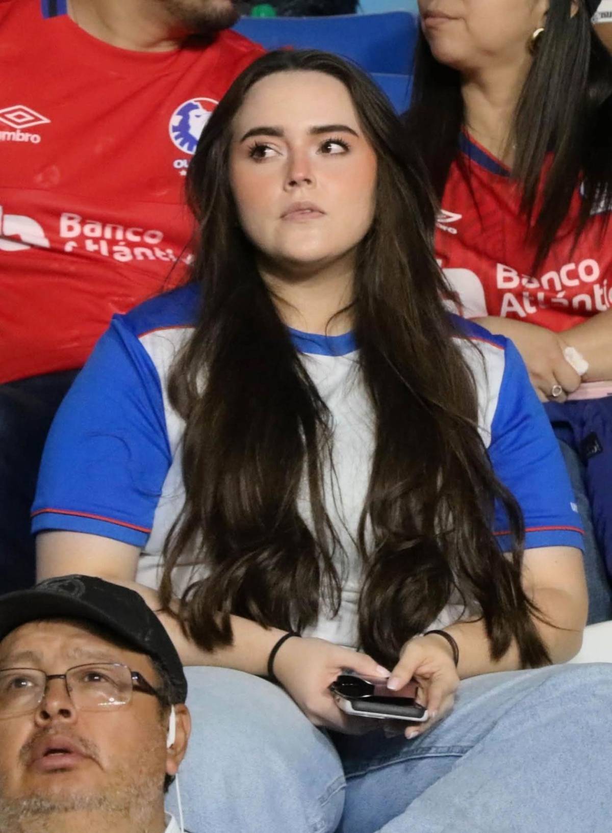 Olimpia da el golpe en Concacaf, dedicatoria, crack de Brasil y periodista roba miradas