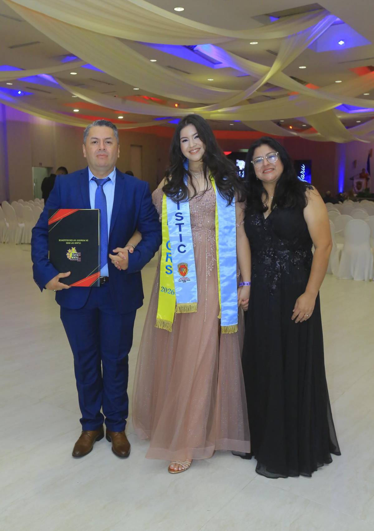 Orgullo y alegría por los Seniors 2026 de la Happy New Dawn