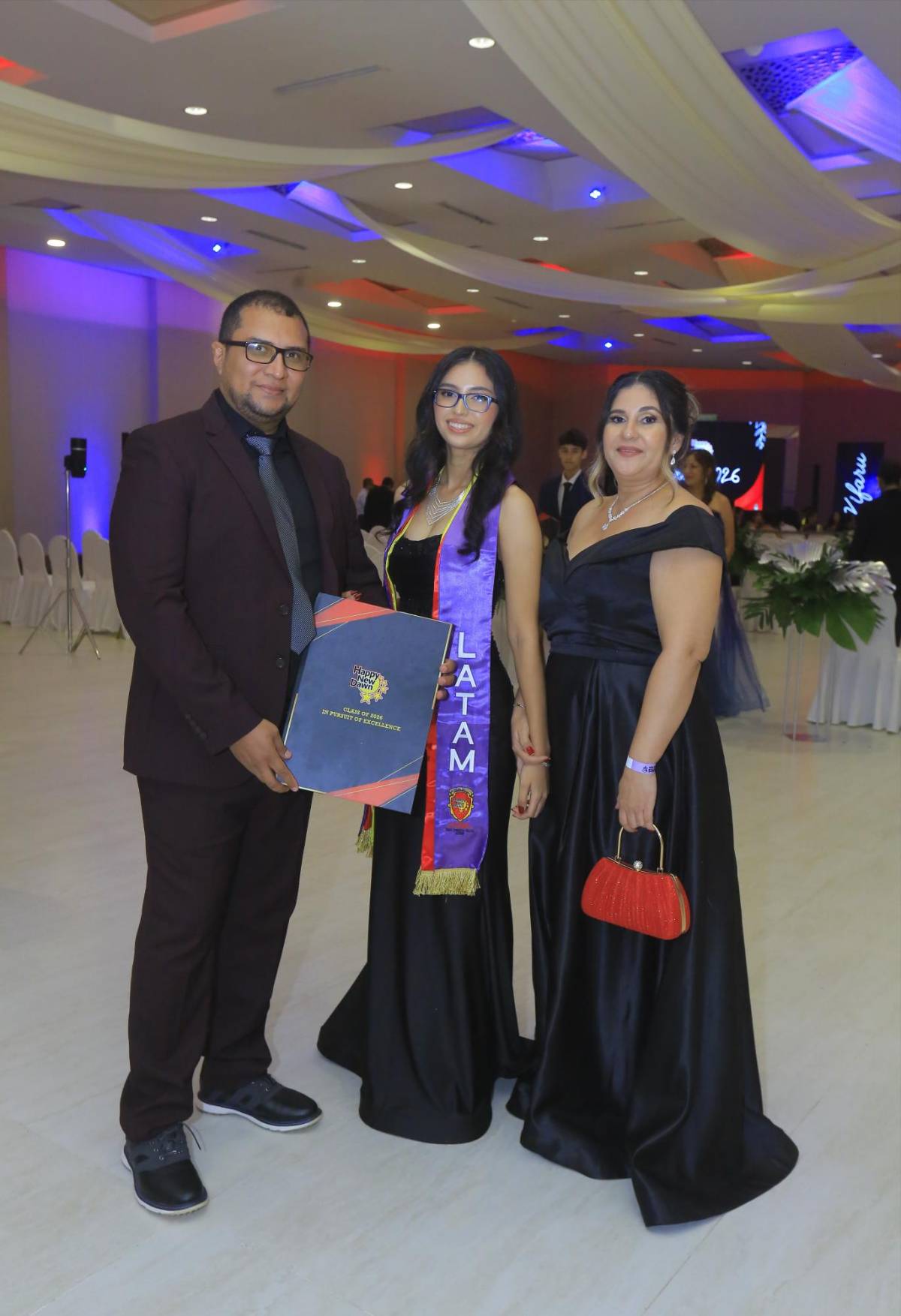 Orgullo y alegría por los Seniors 2026 de la Happy New Dawn