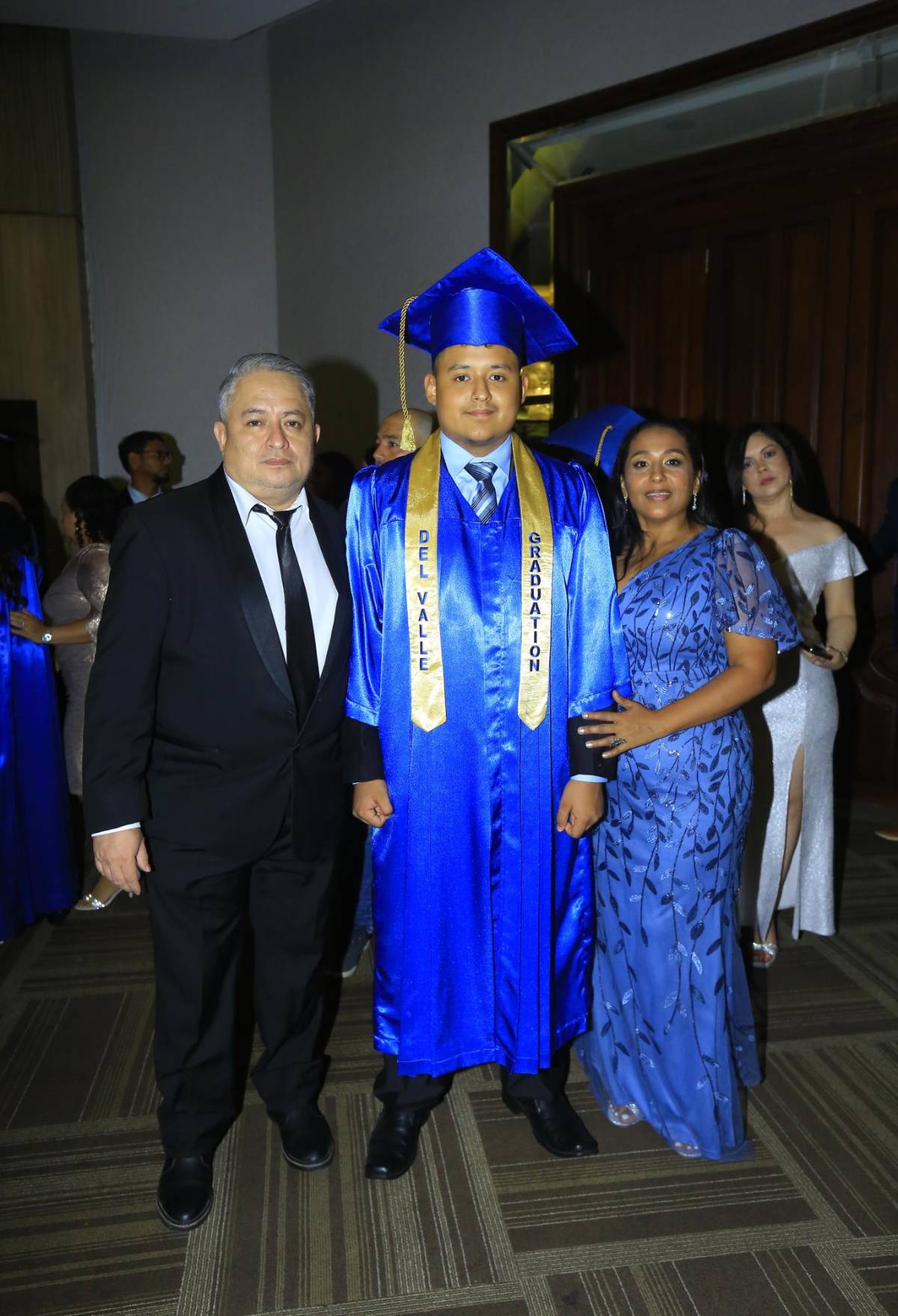 Seniors 2025 del Instituto Bilingüe del Valle celebran su graduación