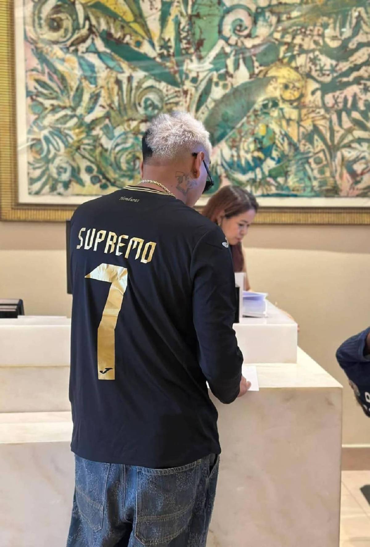 ¿Supremo expulsó del equipo a tres tiktokers de Honduras por altercado en centro comercial?