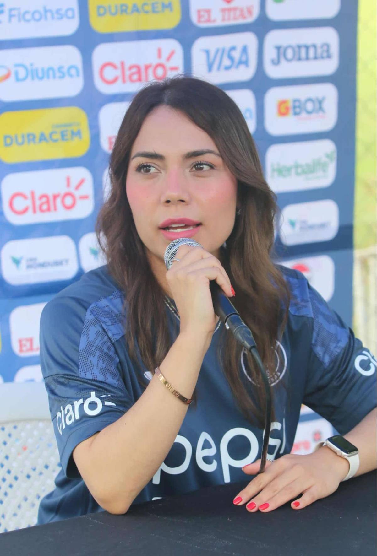 Así es la bella nutrióloga que fichó Motagua para mejorar el rendimiento de los jugadores