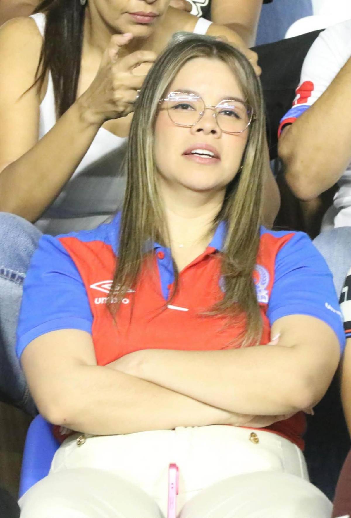 Olimpia da el golpe en Concacaf, dedicatoria, crack de Brasil y periodista roba miradas