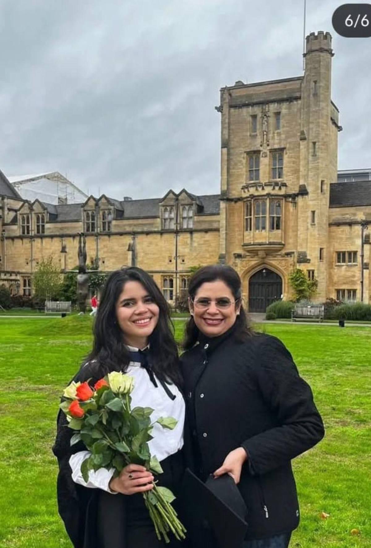 Hija de Rixi Moncada responde a críticas y explica por qué estudió en Oxford