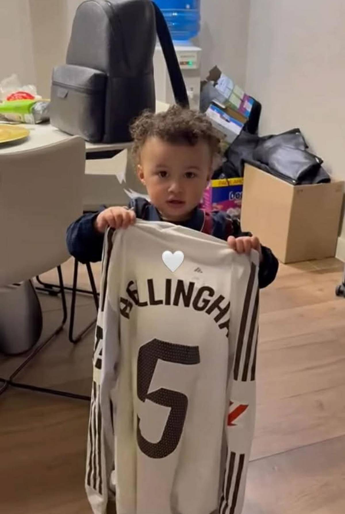 Figura del Real Madrid sorprendió a Kervin Arriaga con regalo inesperado