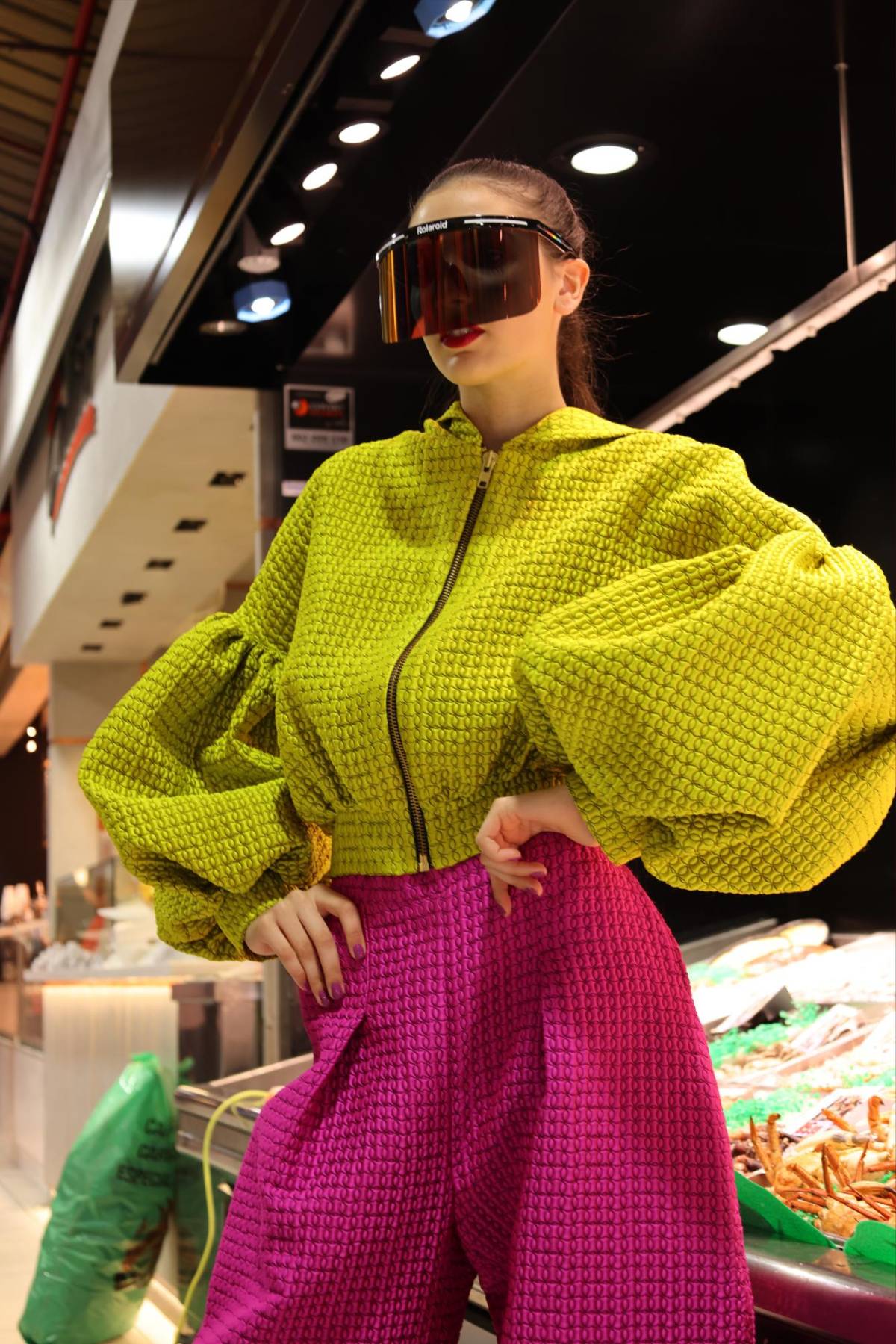 Exposición de arte, moda y fotografía