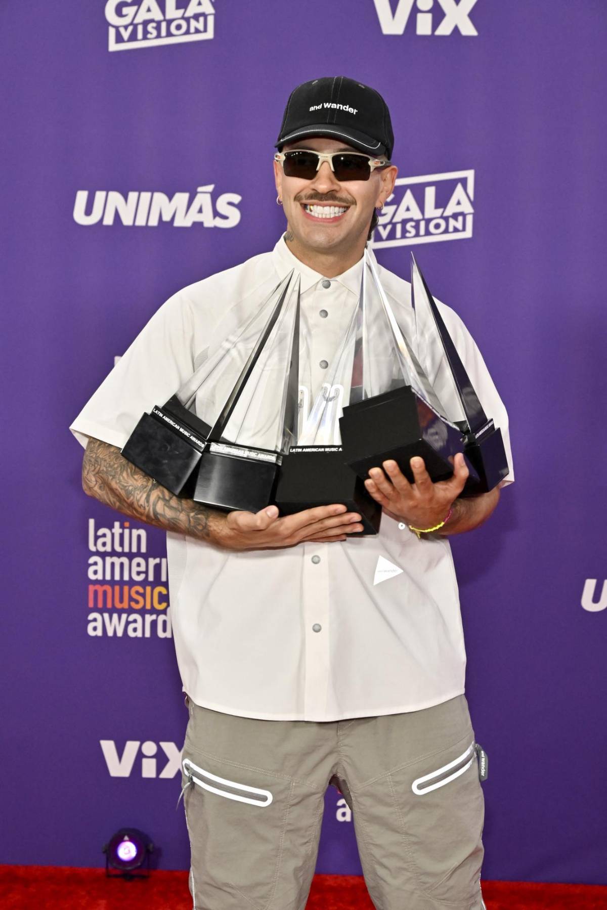 Feid arrasa en la novena edición de los Latin American Music Awards