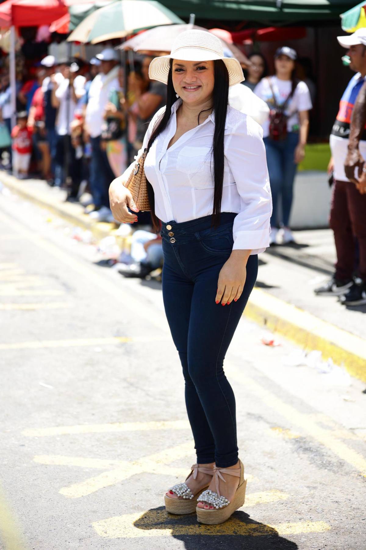 Las maestras y madres más hermosas de los desfiles de San Pedro Sula