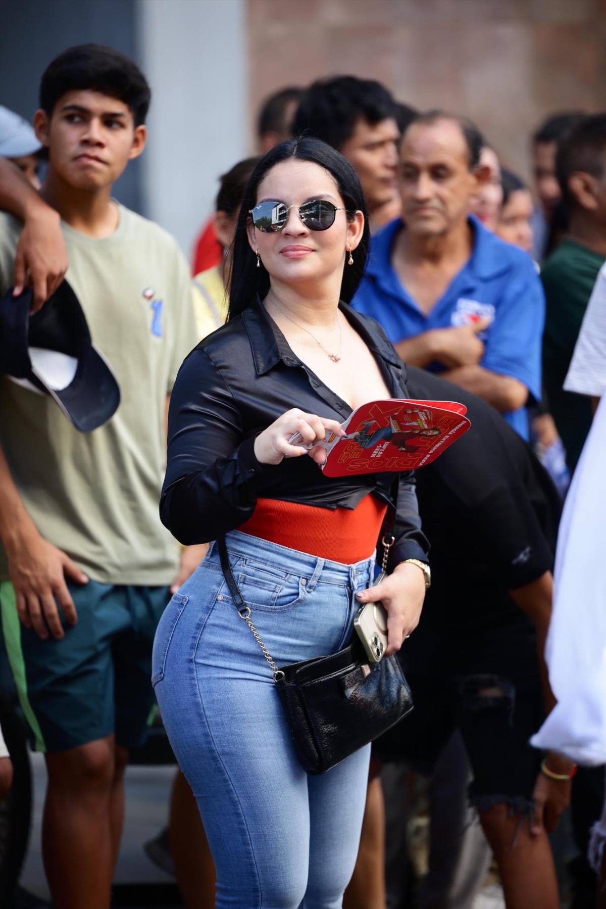 ¿Quién es la escultural madre que se robó las miradas en los desfiles de SPS?