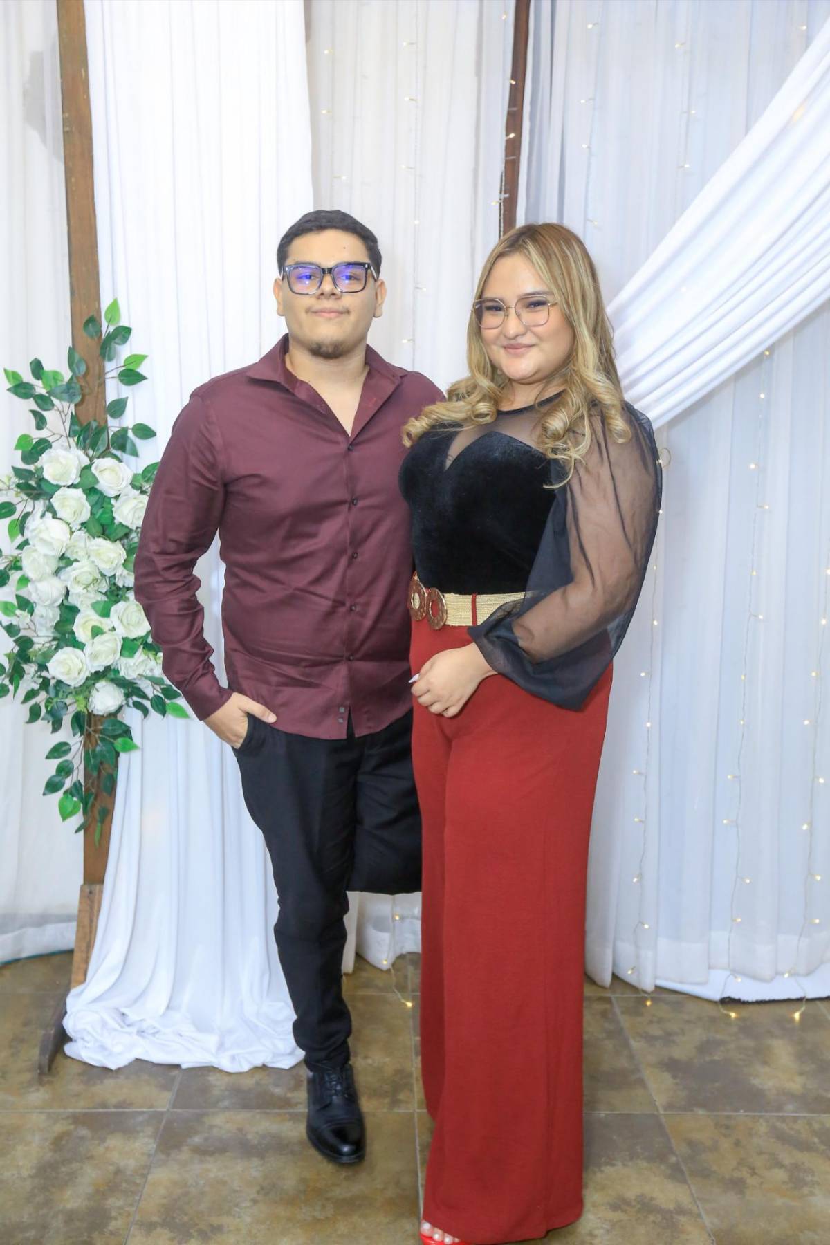 Fotos: Fidel Claros y Miramar García sellan ante Dios 24 años de amor