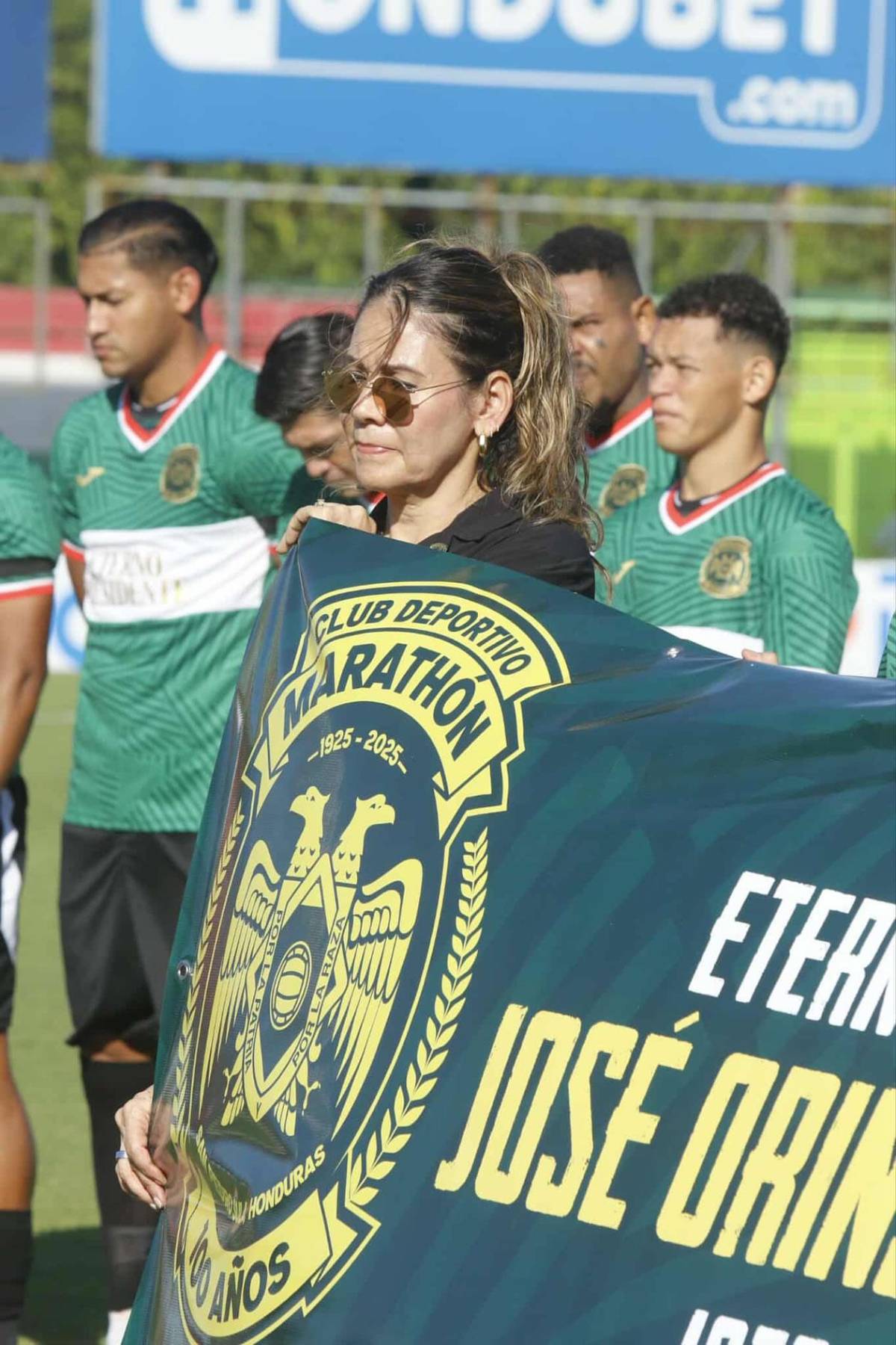 Los emotivos homenajes a Orinson Amaya en el Yankel y su esposa devastada