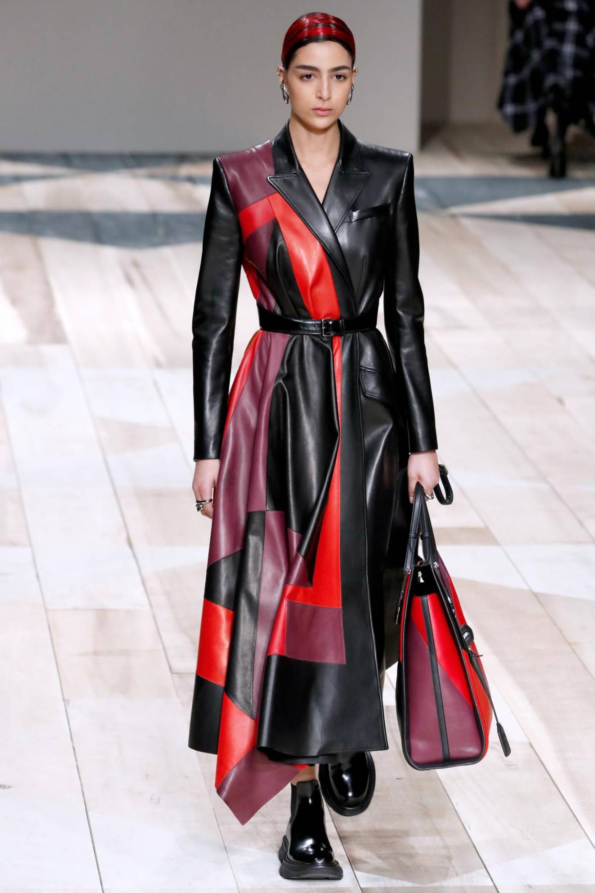 Revista de moda ELLE prohíbe las pieles de animales en todas sus ediciones