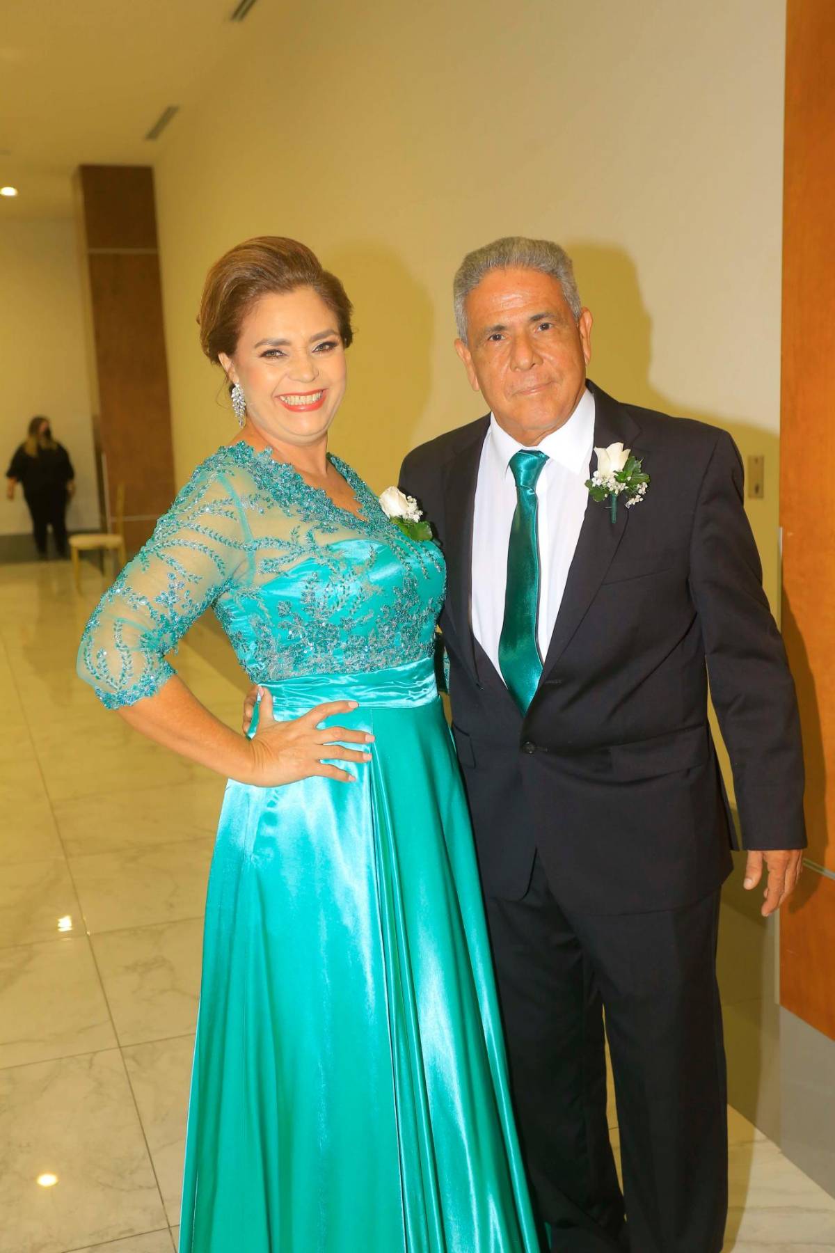 Algarabía por la inolvidable unión nupcial Pineda-López