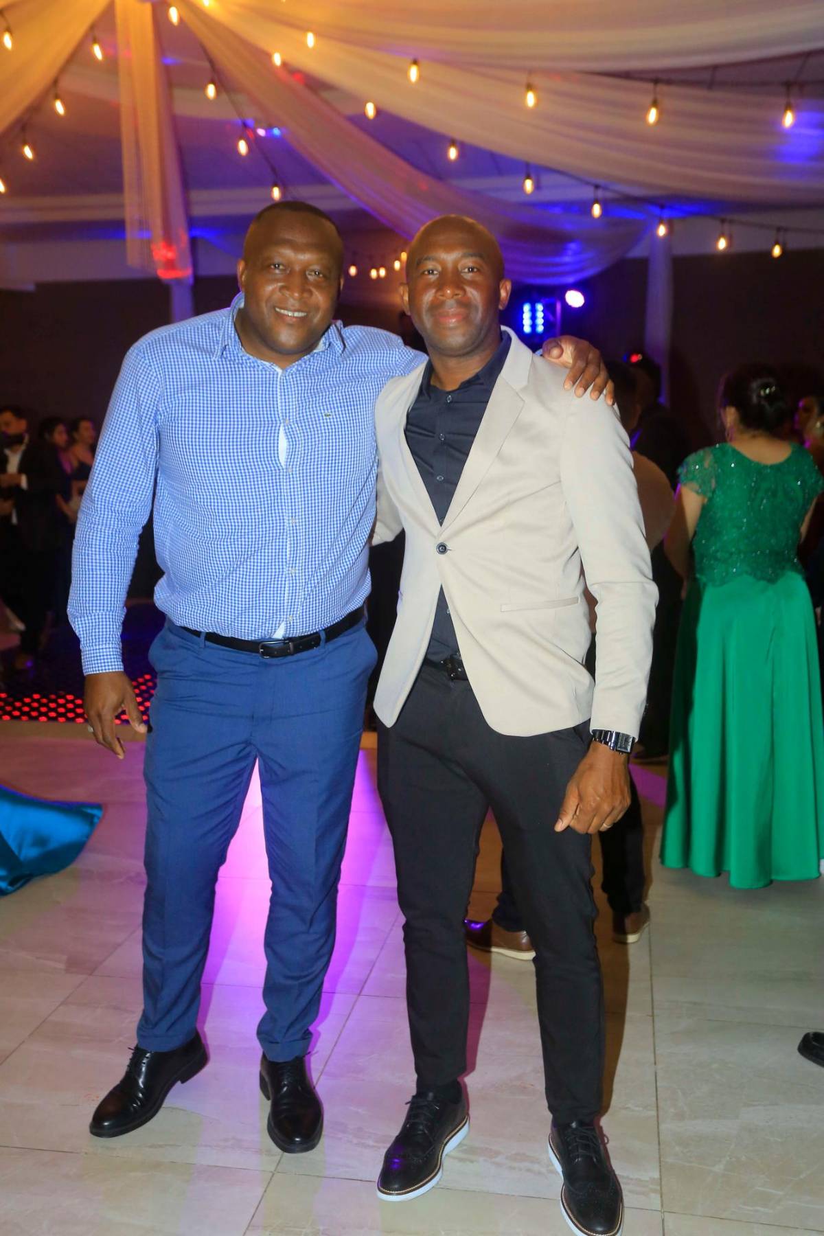 Una noche inolvidable para Edgar Güity y Cindy Canales