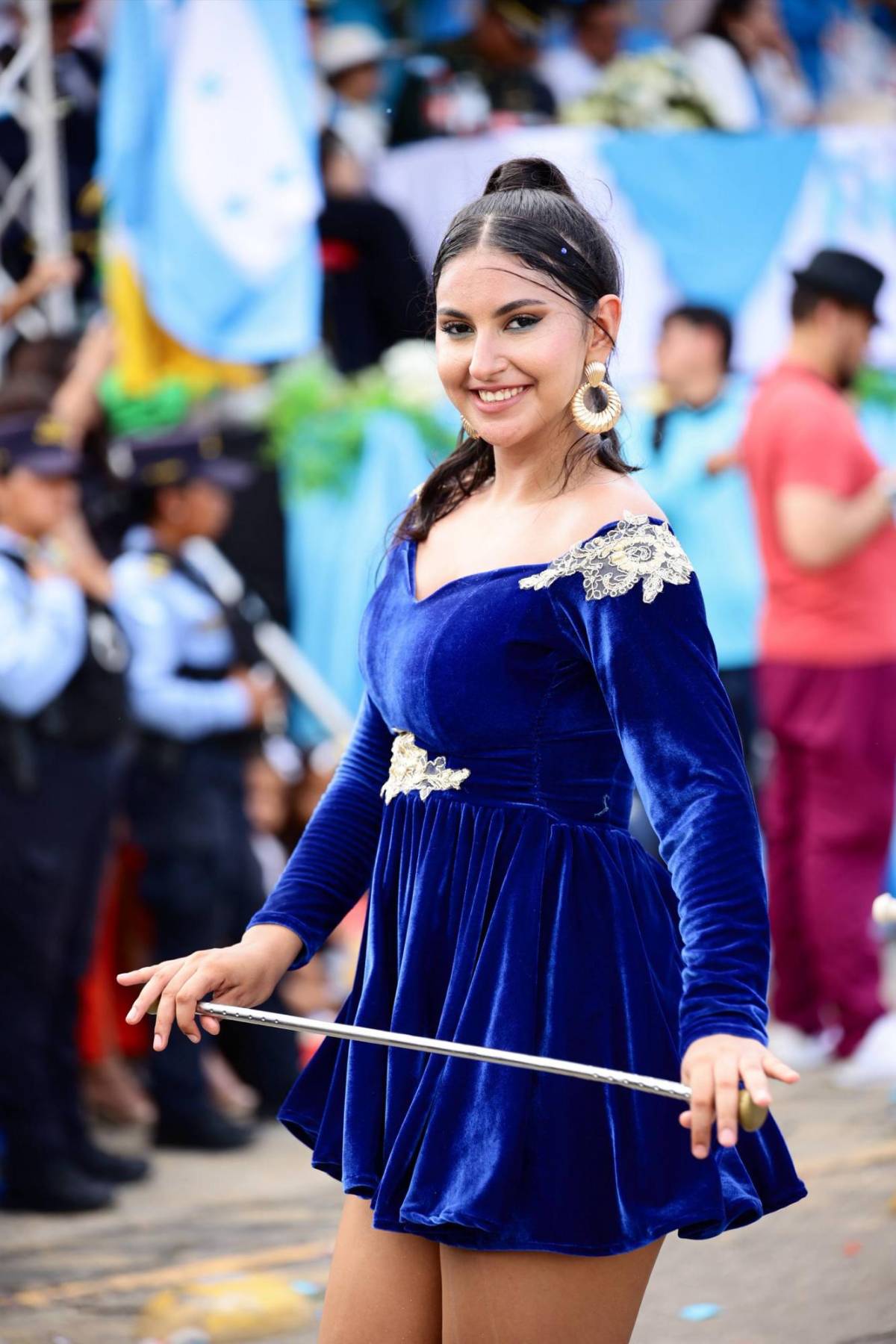 Allison y Shirley, las bellas palillonas del 1 de Mayo que robaron suspiros