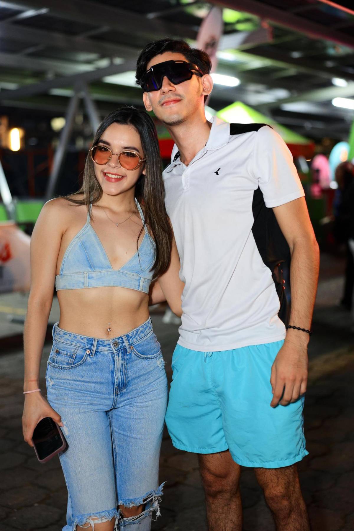 La juventud sampedrana disfrutó en el concierto de Beéle