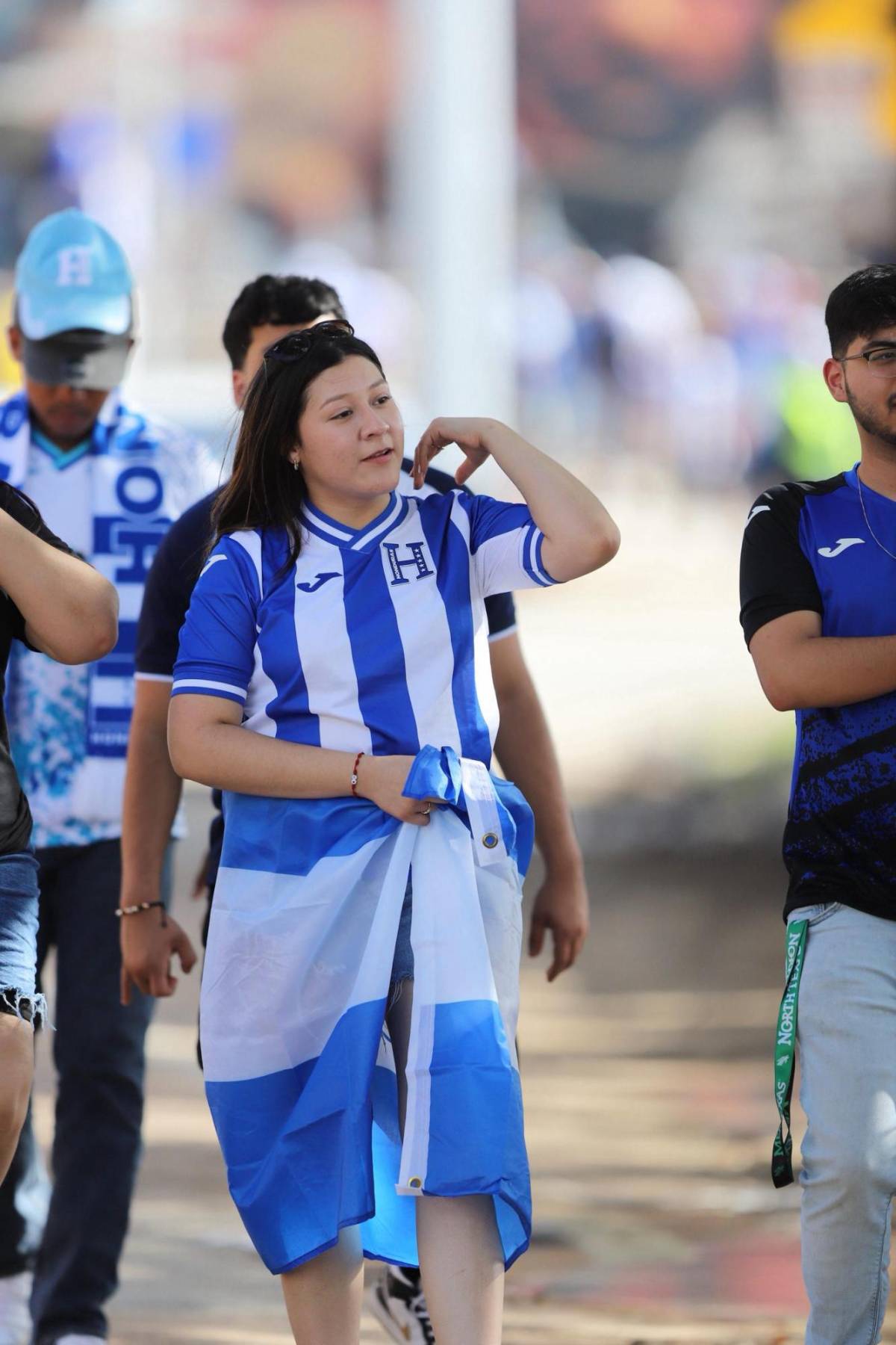 Honduras - El Salvador: Bellas chicas y curiosa petición a Palma