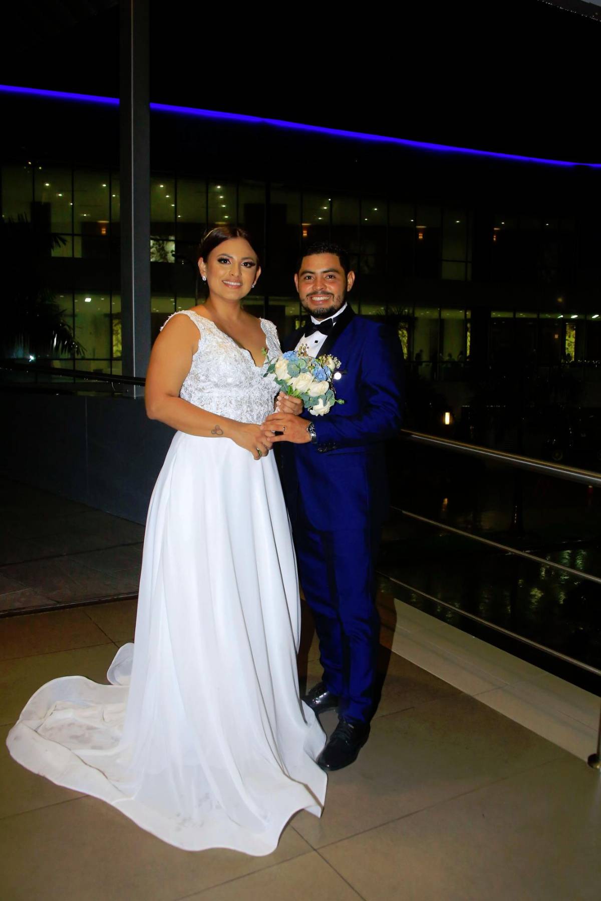 Danny Ríos y Deibys Mancía se unen en feliz matrimonio