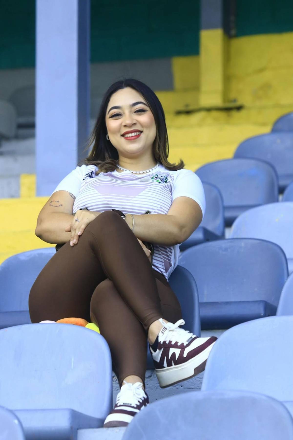 Olimpia celebró en el Clásico, enfado de Platense, sorpresivo regreso y bellas chicas