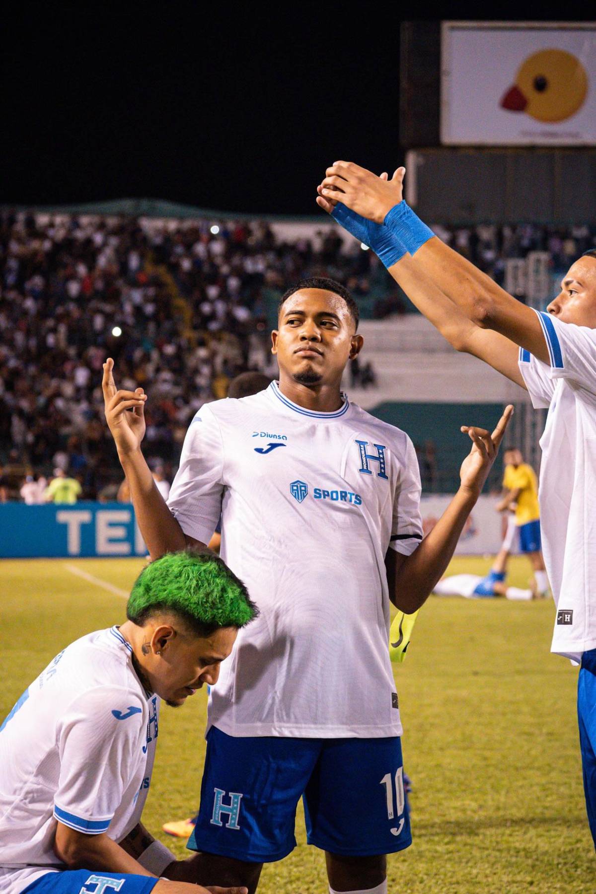 Tiktokers Honduras sufre vs Brasil, bronca, agresión a Shin y Milagro se roba show ante Supremo