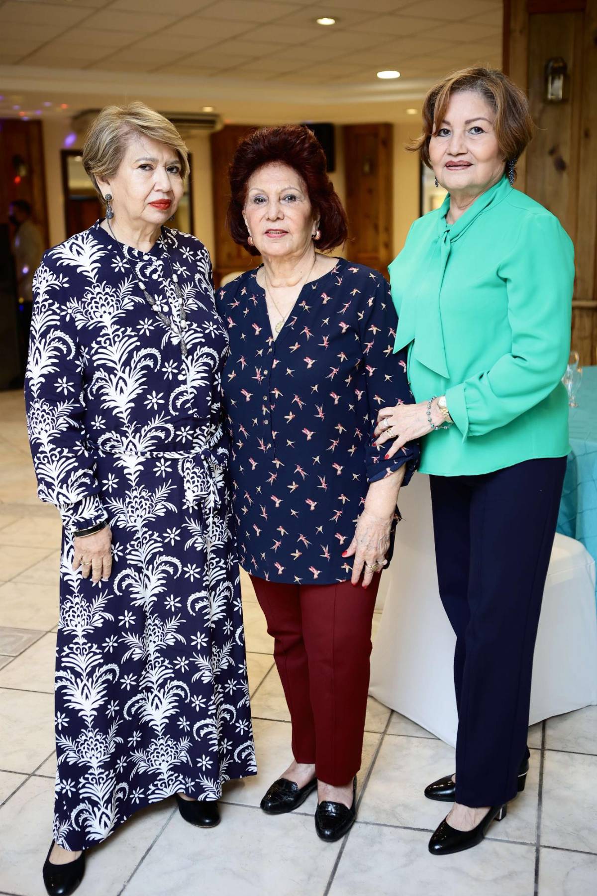 Club de Damas Internacionales celebra su té de Acción de Gracias