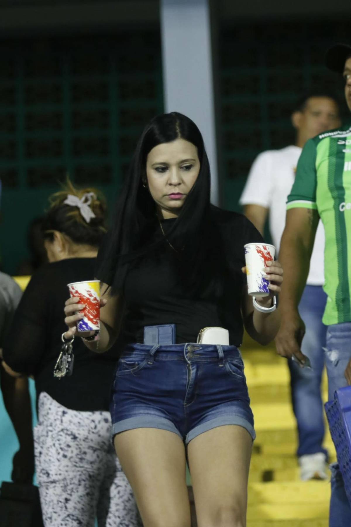 Marathón vuelve a sonreír, frustración de Motagua, enojo de Lavallén y bellas chicas