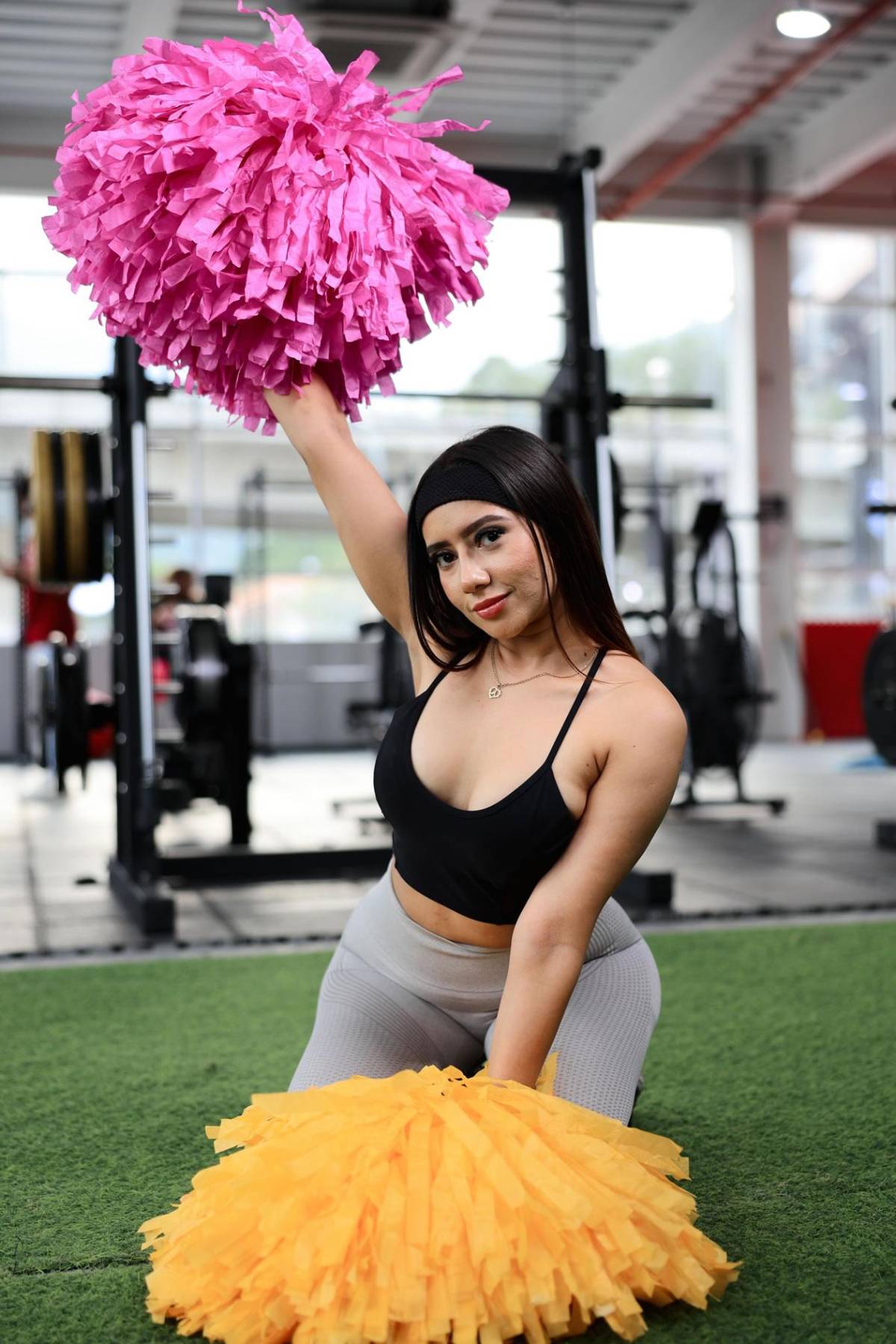 Pomponeras de los TikTokers de Honduras, listas para apoyar ante El Salvador: así se preparán