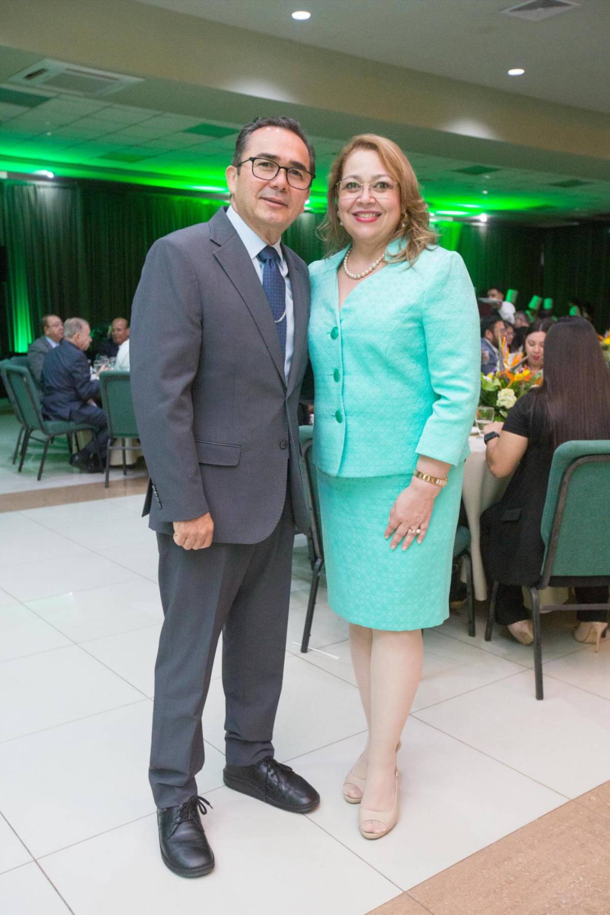 Fotos: UTH reconoce la trayectoria de Juan Bendeck con doctorado honorífico