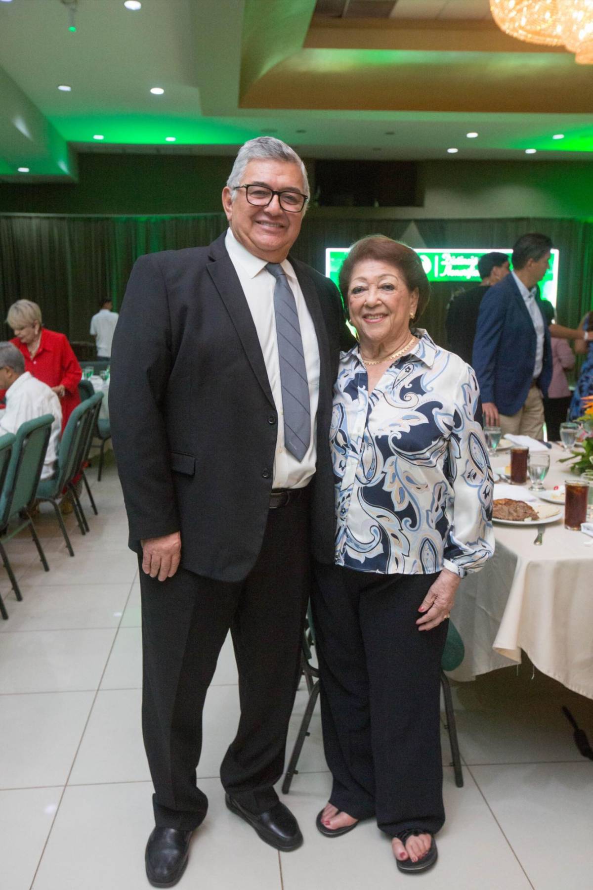 Fotos: UTH reconoce la trayectoria de Juan Bendeck con doctorado honorífico