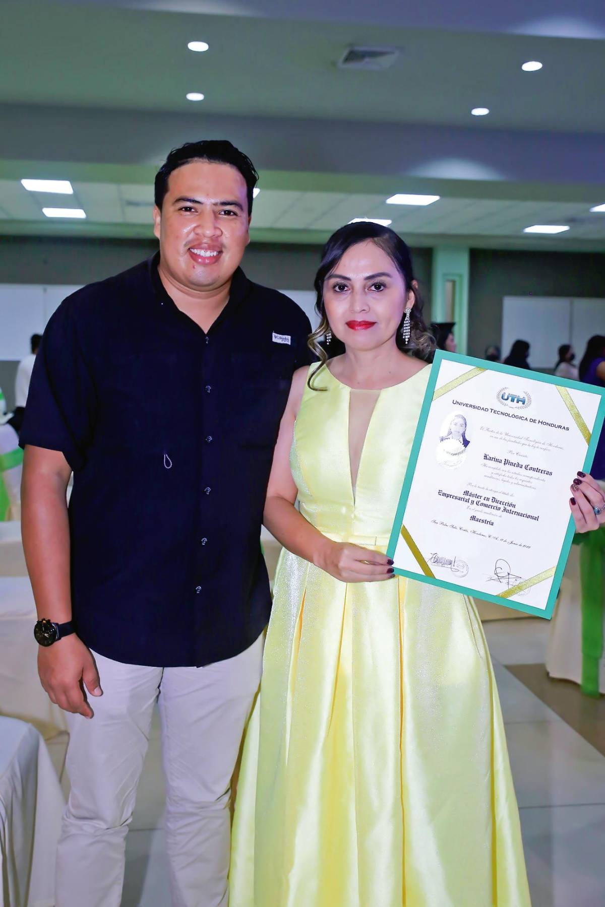 UTH gradúa a 170 nuevos profesionales