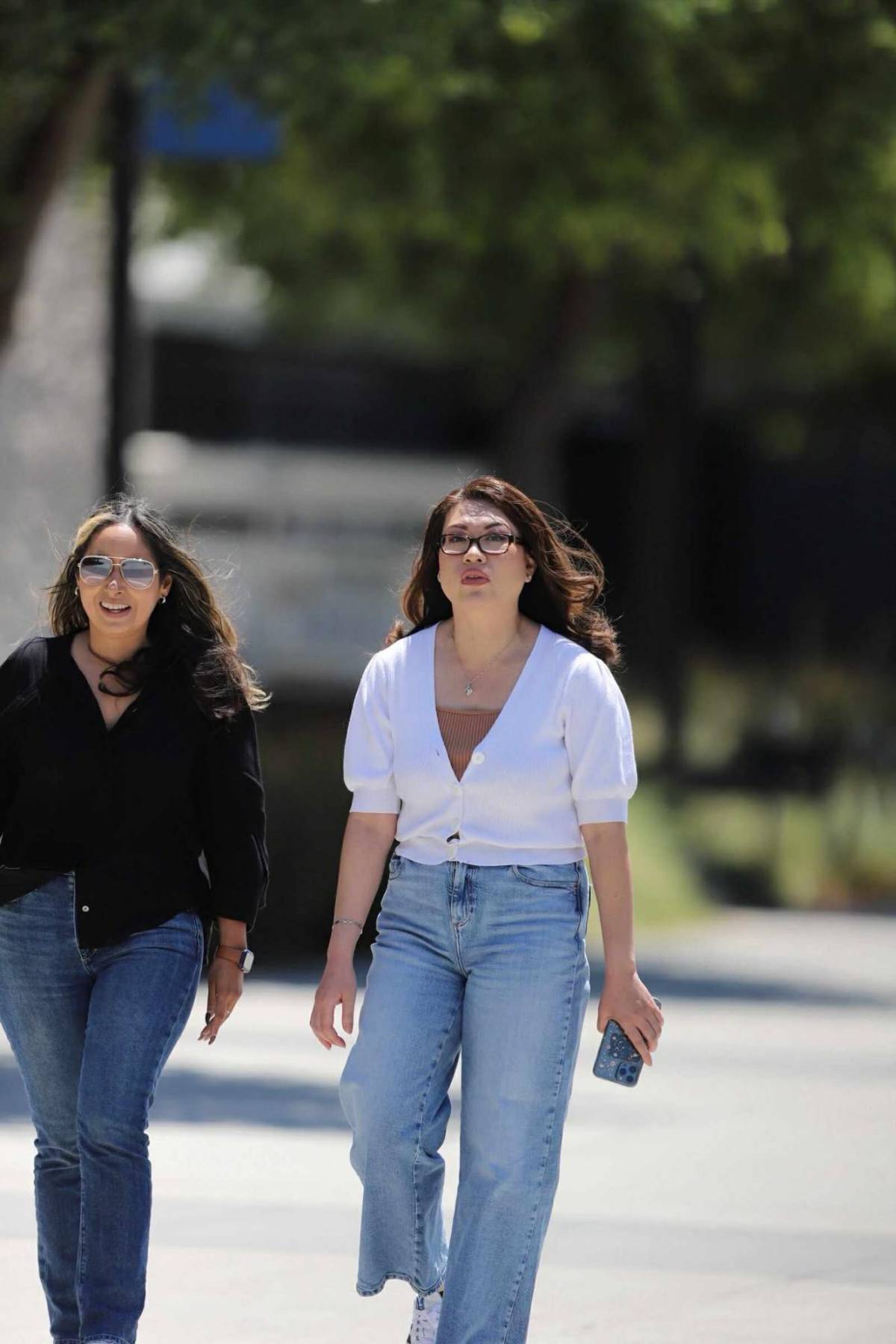 Ambiente y belleza en el partido Honduras-Curazao: ¿quién es la chica de blanco?