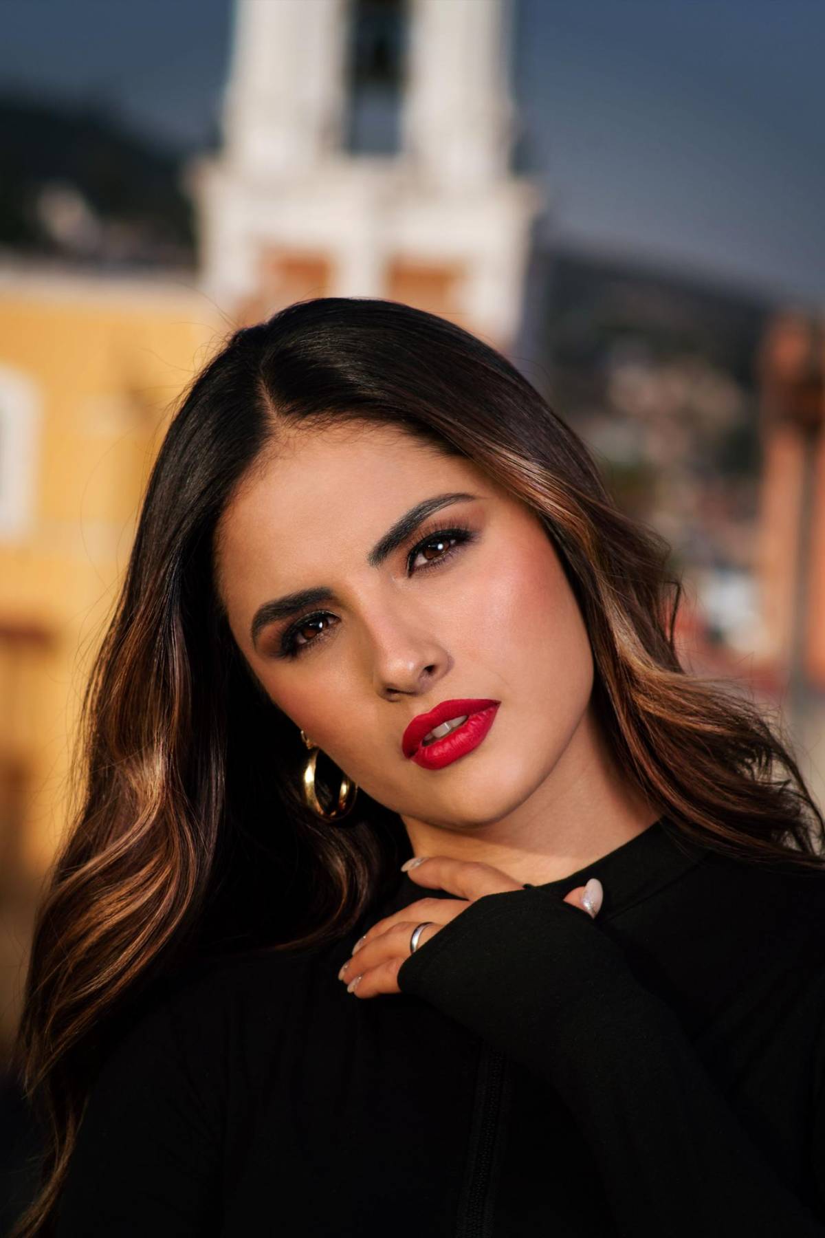 ¿Vanidad o baja autoestima?: razones por las que algunas mujeres no salen sin pintarse los labios