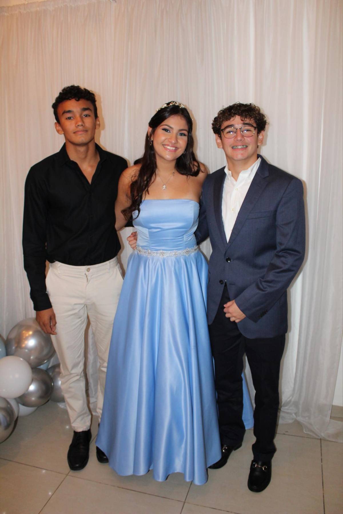 Daniela Isabel Alberto Lara celebra sus fabulosos quinceaños