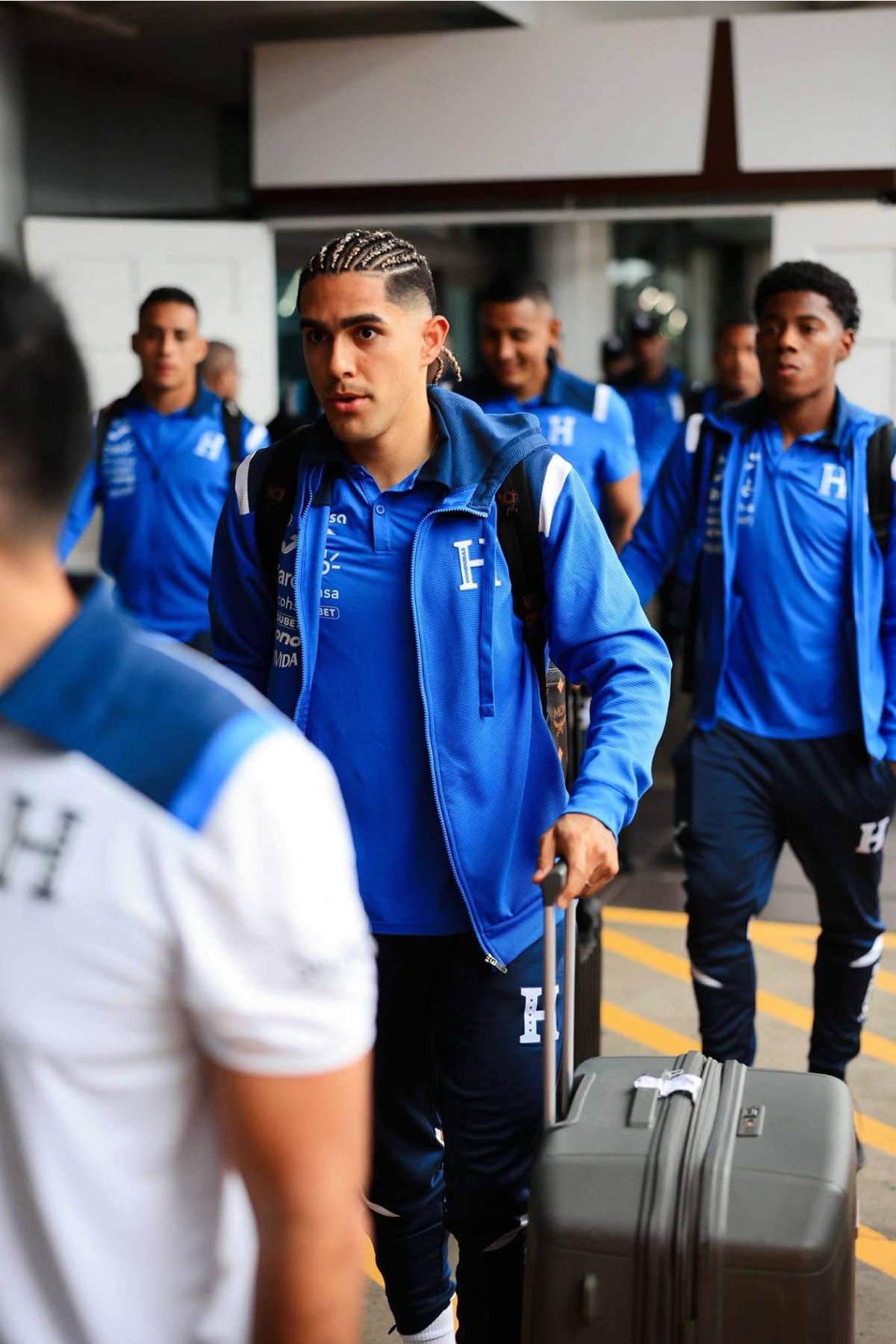 Honduras llega a Costa Rica, el look de Luis Palma y el más solicitado