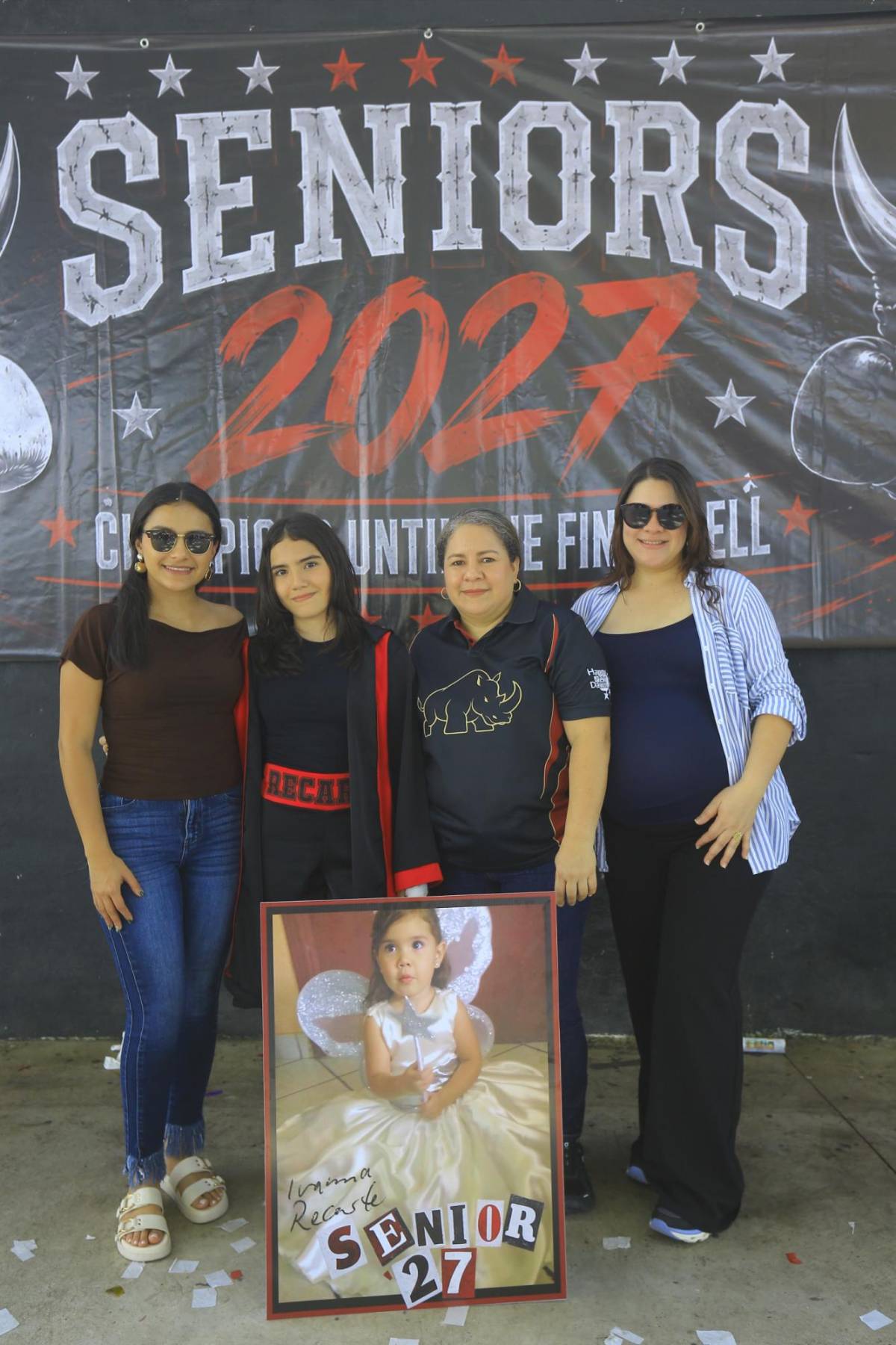 Así fue la alegre bienvenida de los Seniors 2027 de Happy New Dawn
