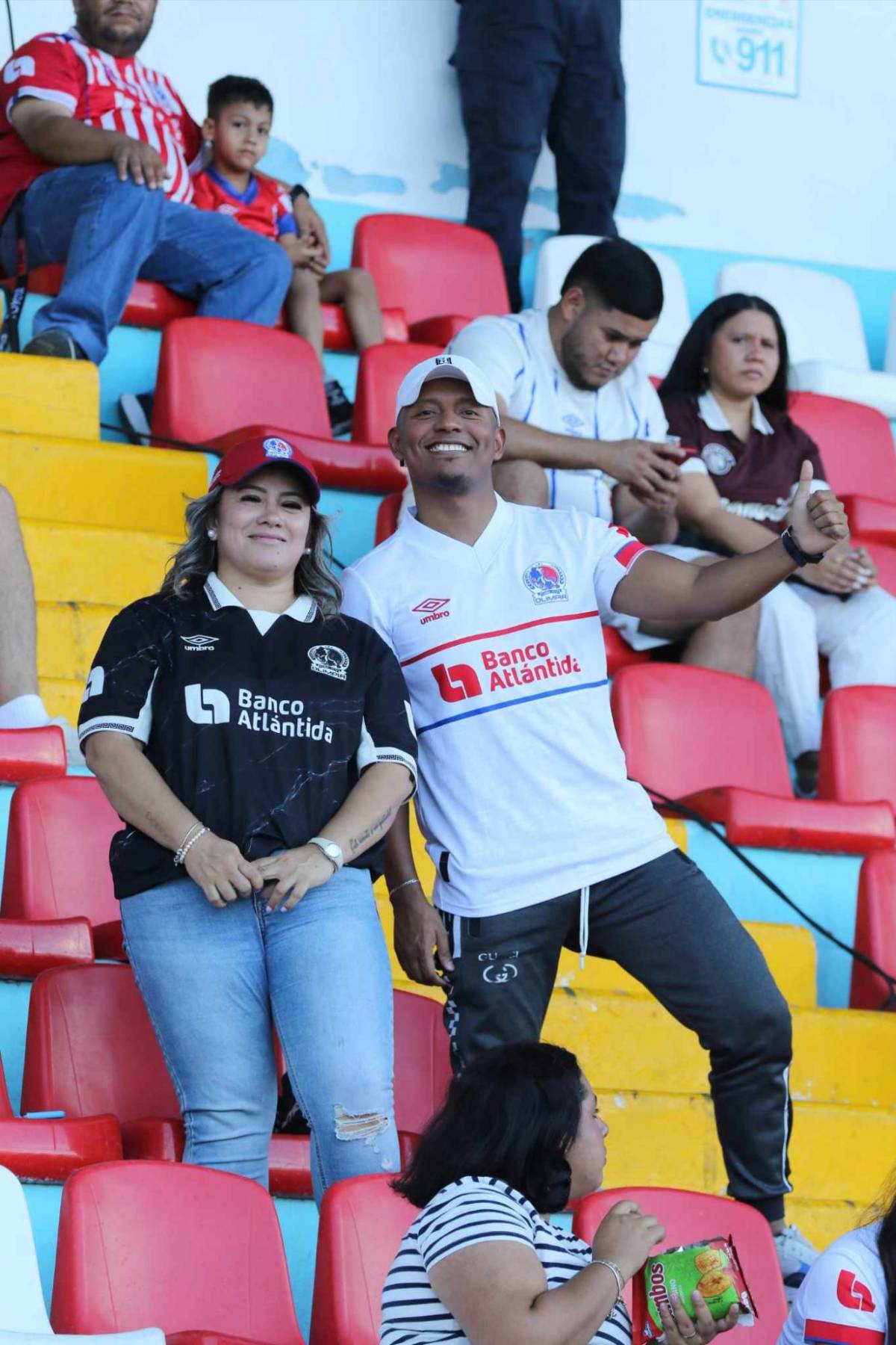 Venezolana cautiva, modelo enamora y las bellezas del Olimpia-Real España