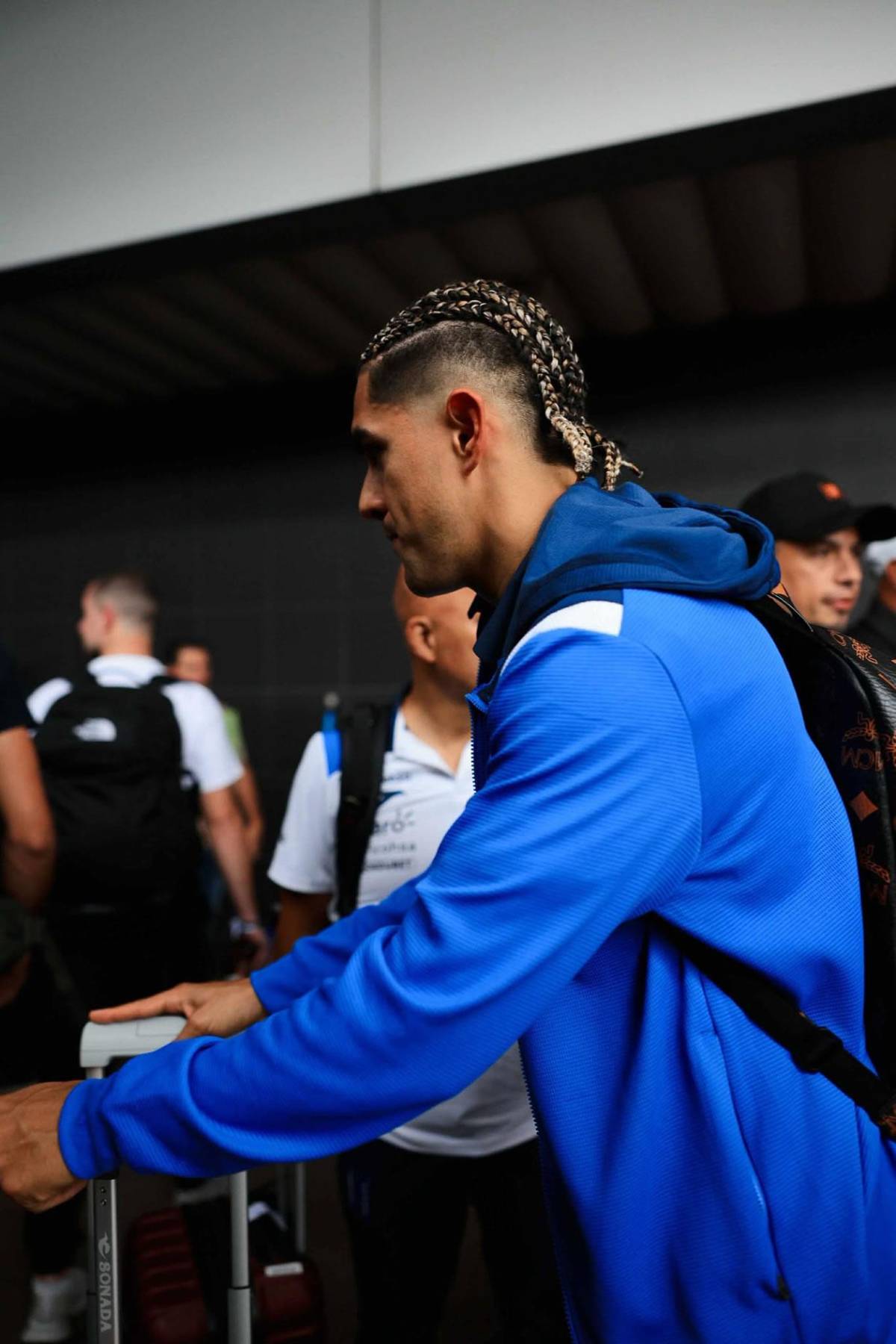 Honduras llega a Costa Rica, el look de Luis Palma y el más solicitado