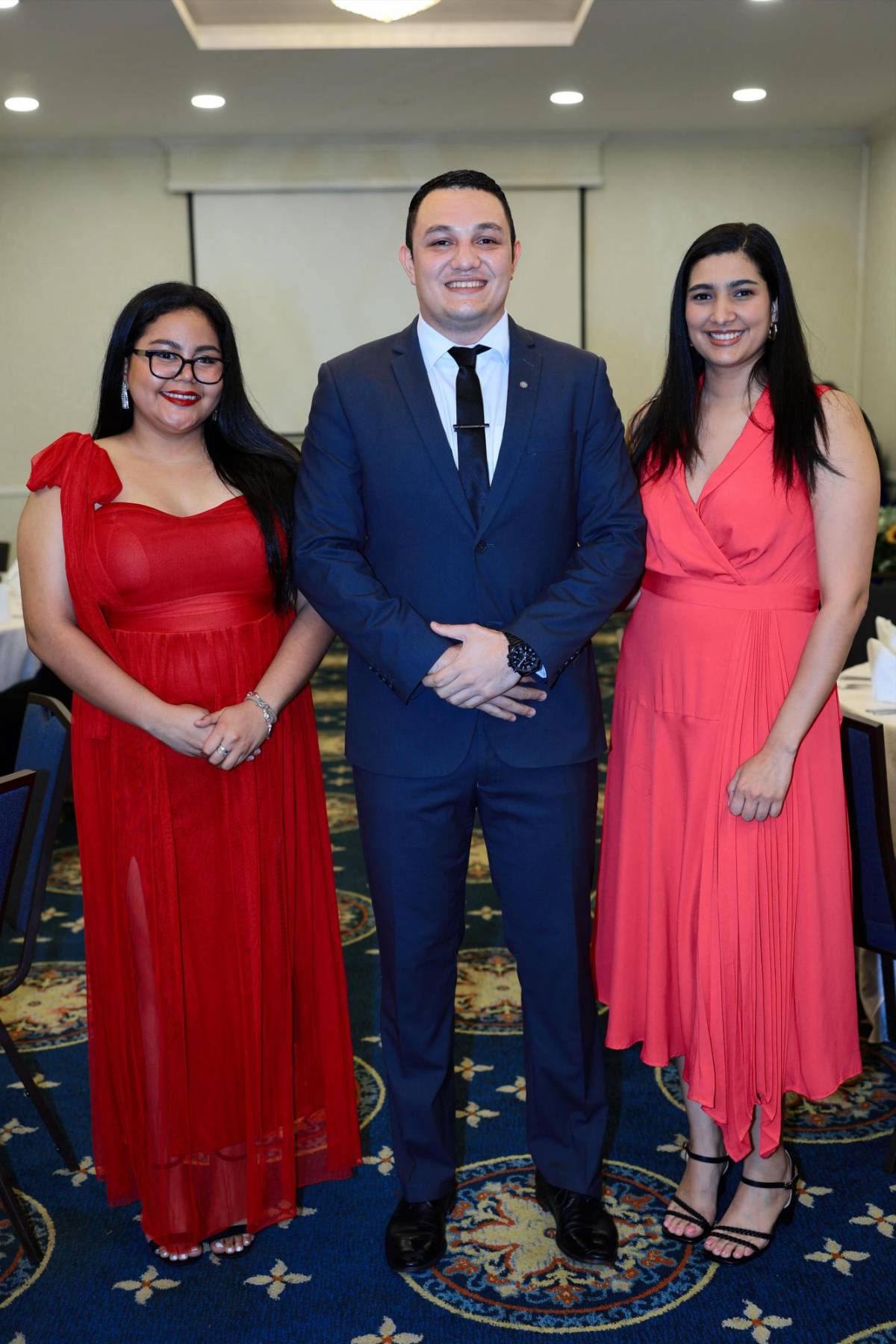 Carlos Ortega asume la presidencia del Usula Rotary Club en emotiva ceremonia