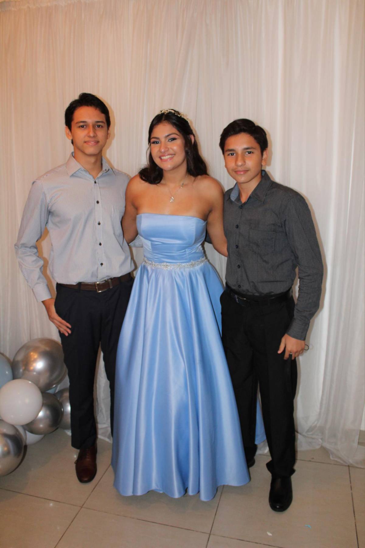 Daniela Isabel Alberto Lara celebra sus fabulosos quinceaños