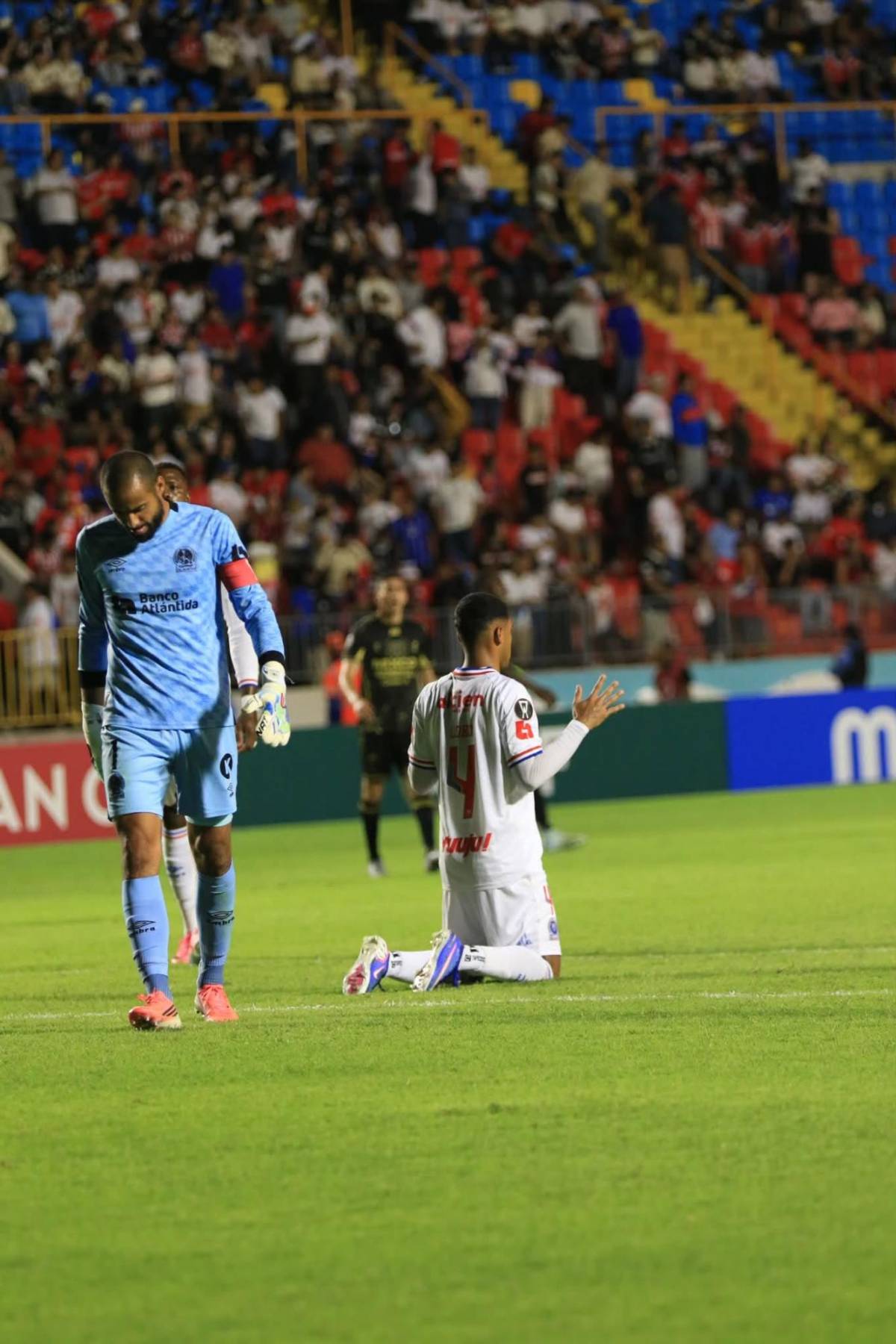 Olimpia celebra, polémica e indignación en Mixco y motivo del festejo de Edwin