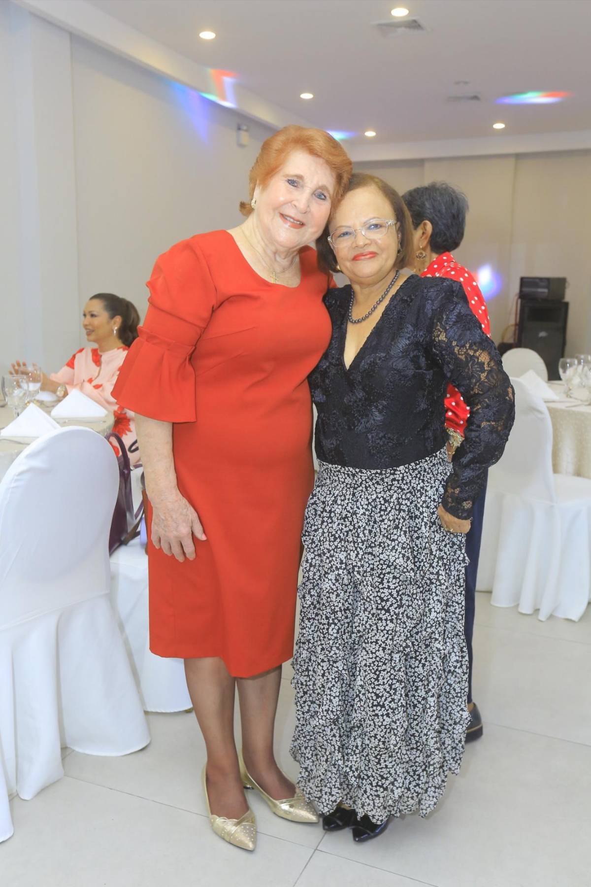 Amor y amistad: Club Internacional de Mujeres celebra su té mensual