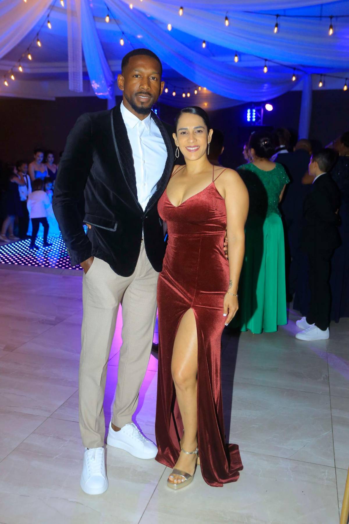 Una noche inolvidable para Edgar Güity y Cindy Canales