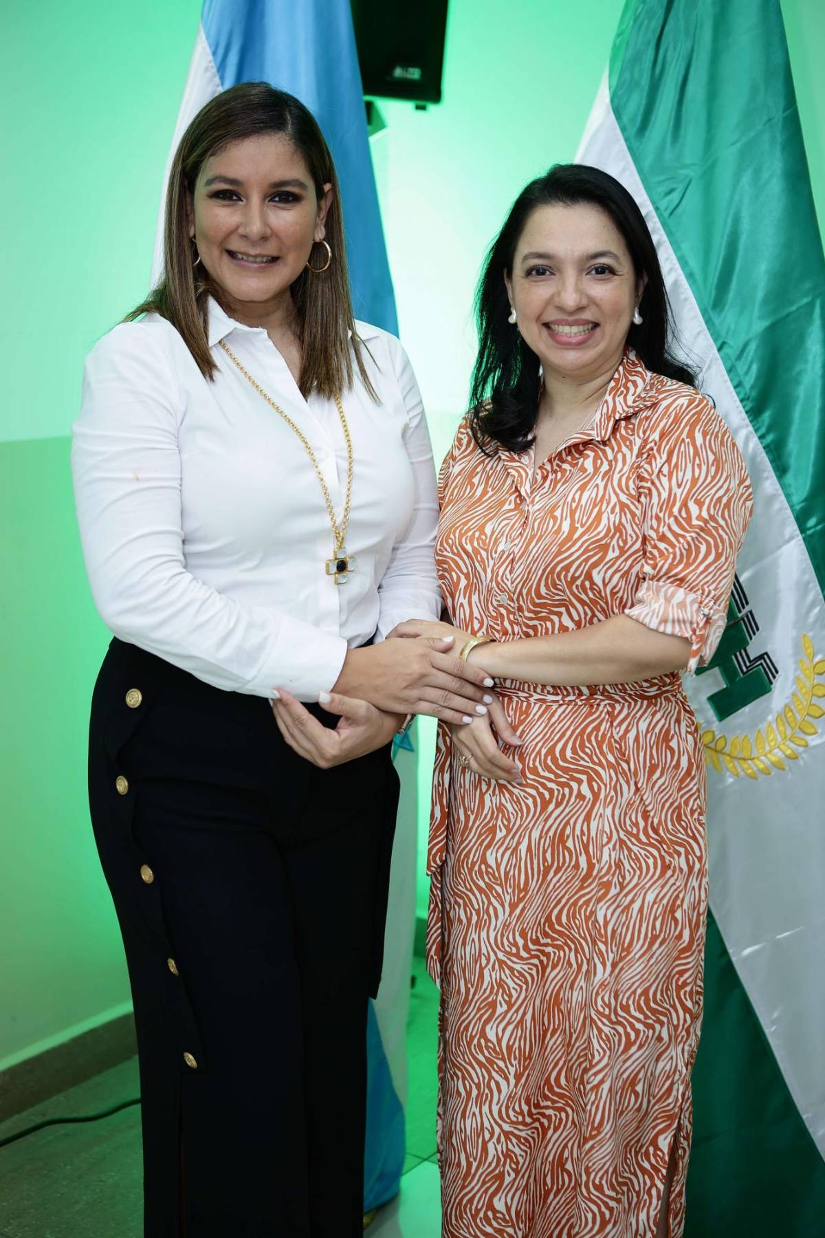 TeleProgreso reconoce labor del empresario Roger Valladares