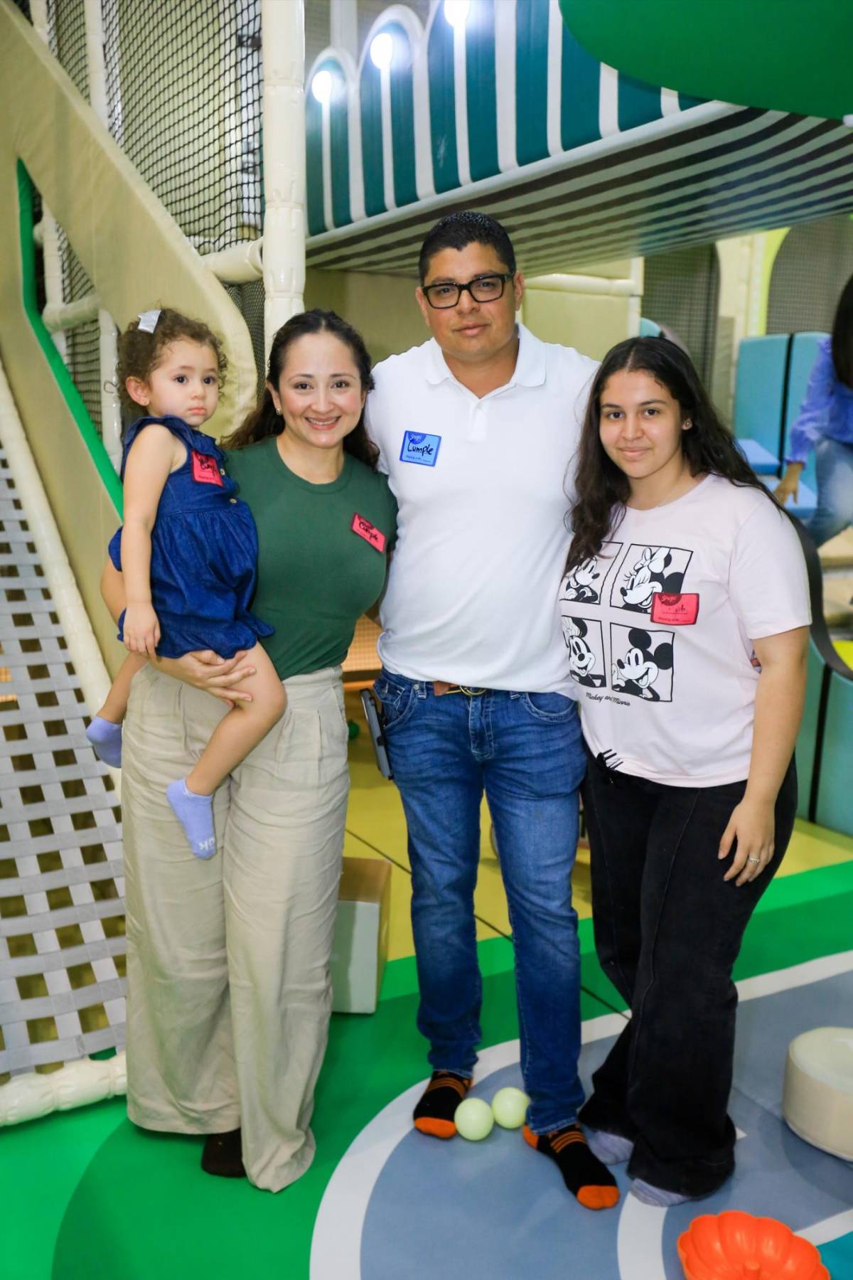 Gratitud y felicidad por el primer cumpleaños de Reggie Paz Ávila