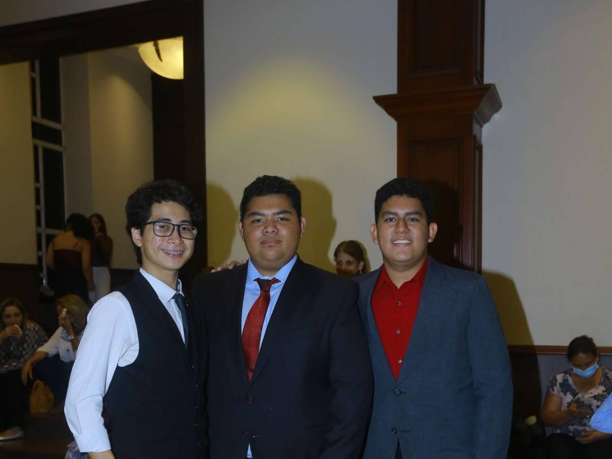 Academia de Bellas Artes celebra 51 años de fundación