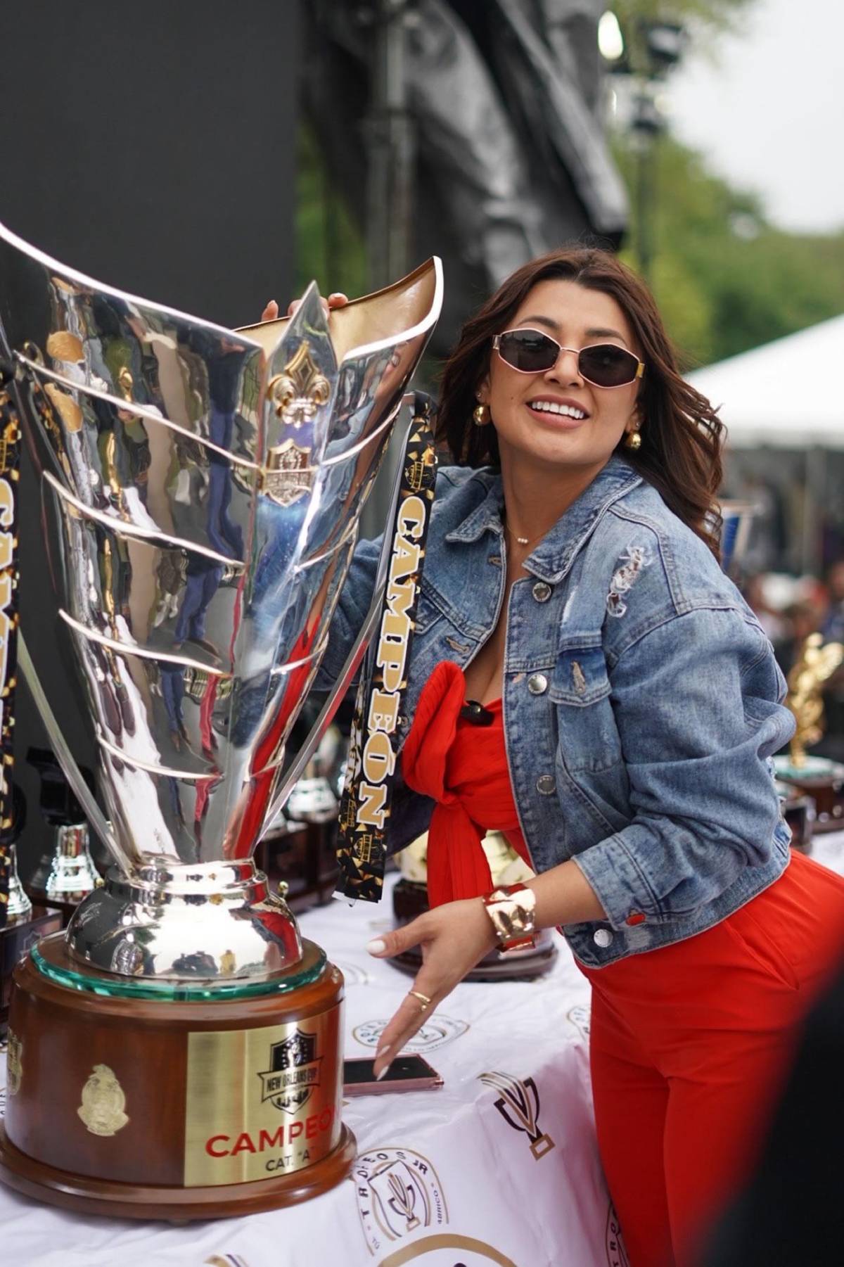 Milagro Flores se roba el show en torneo en USA: los otros invitados