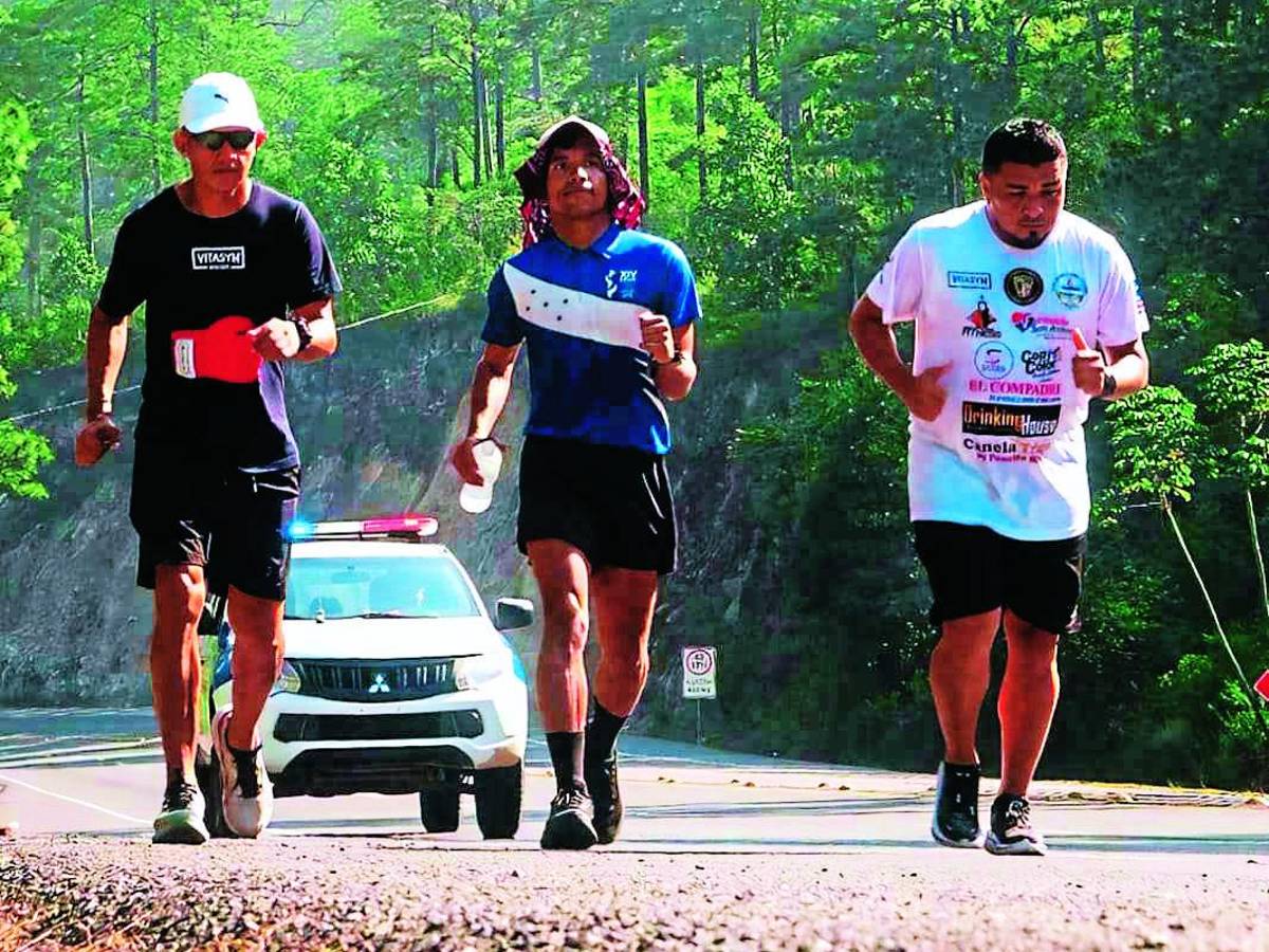 Gerson López culmina mañana su carrera por la educación